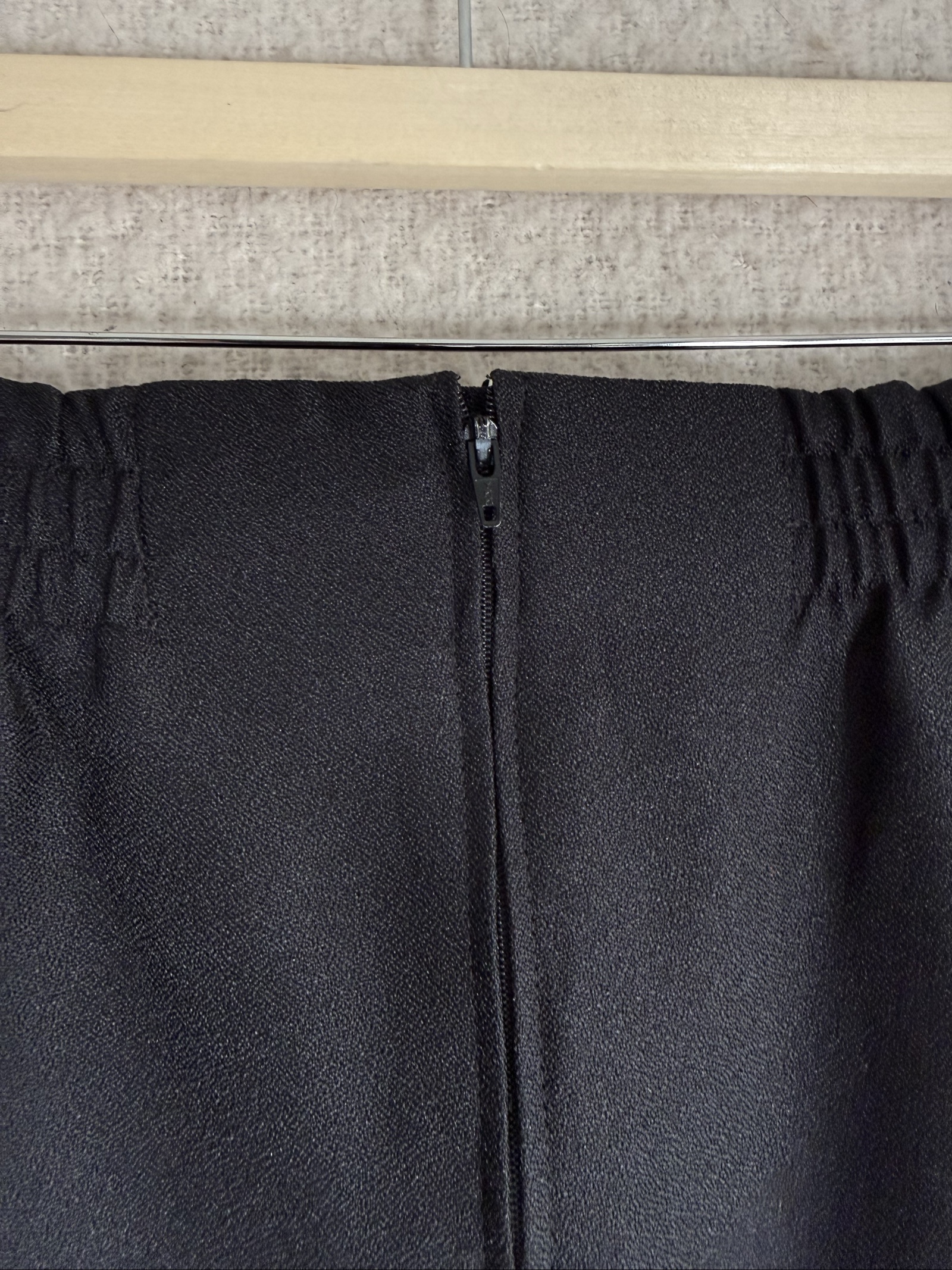 Dee Black Pencil Skirt UK 22 Smart Workwear Classic Elegant Style image 5