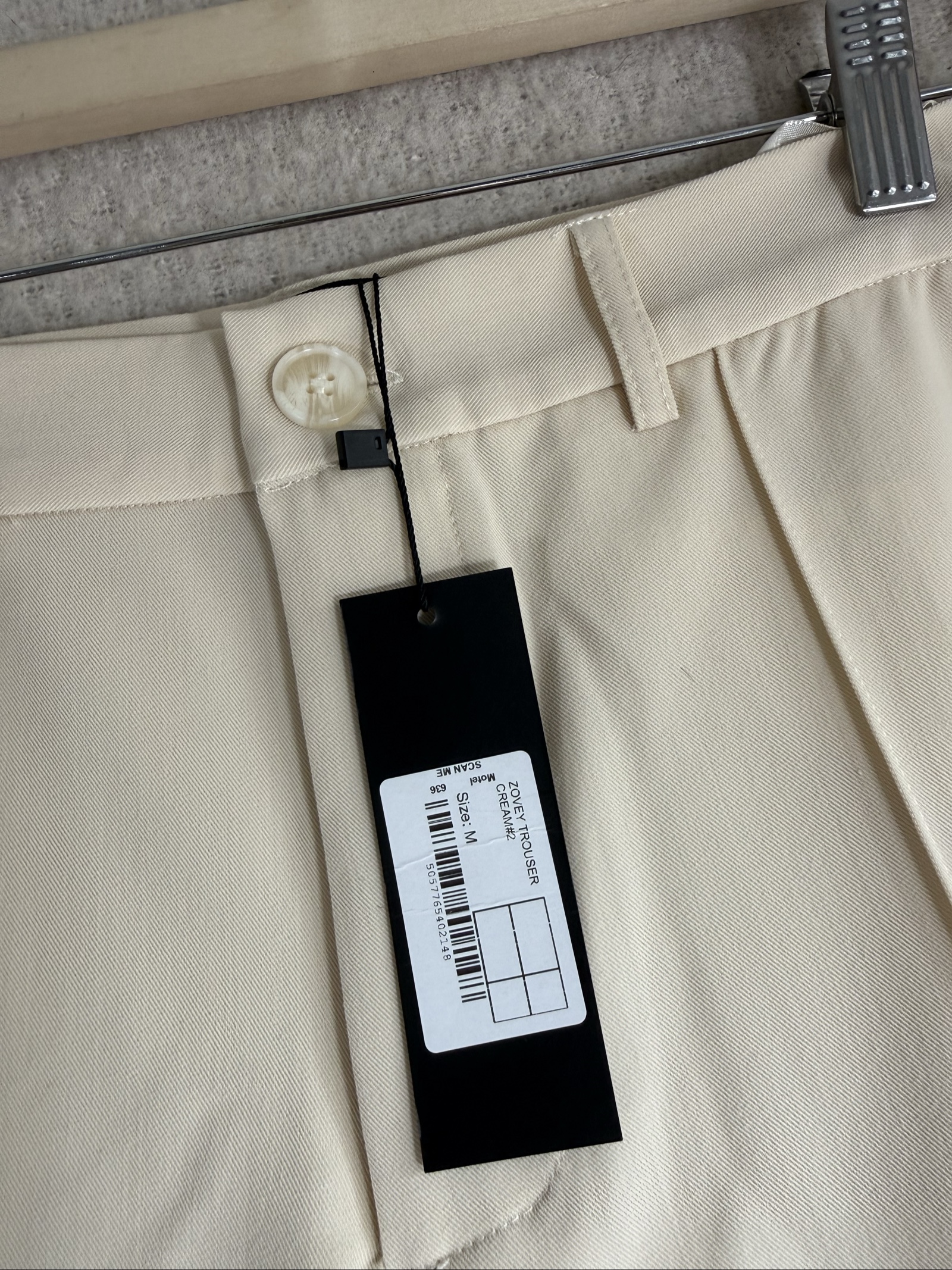 Motel Cream Flared Trousers Women's Medium Stylish High Waisted Bottoms image 2