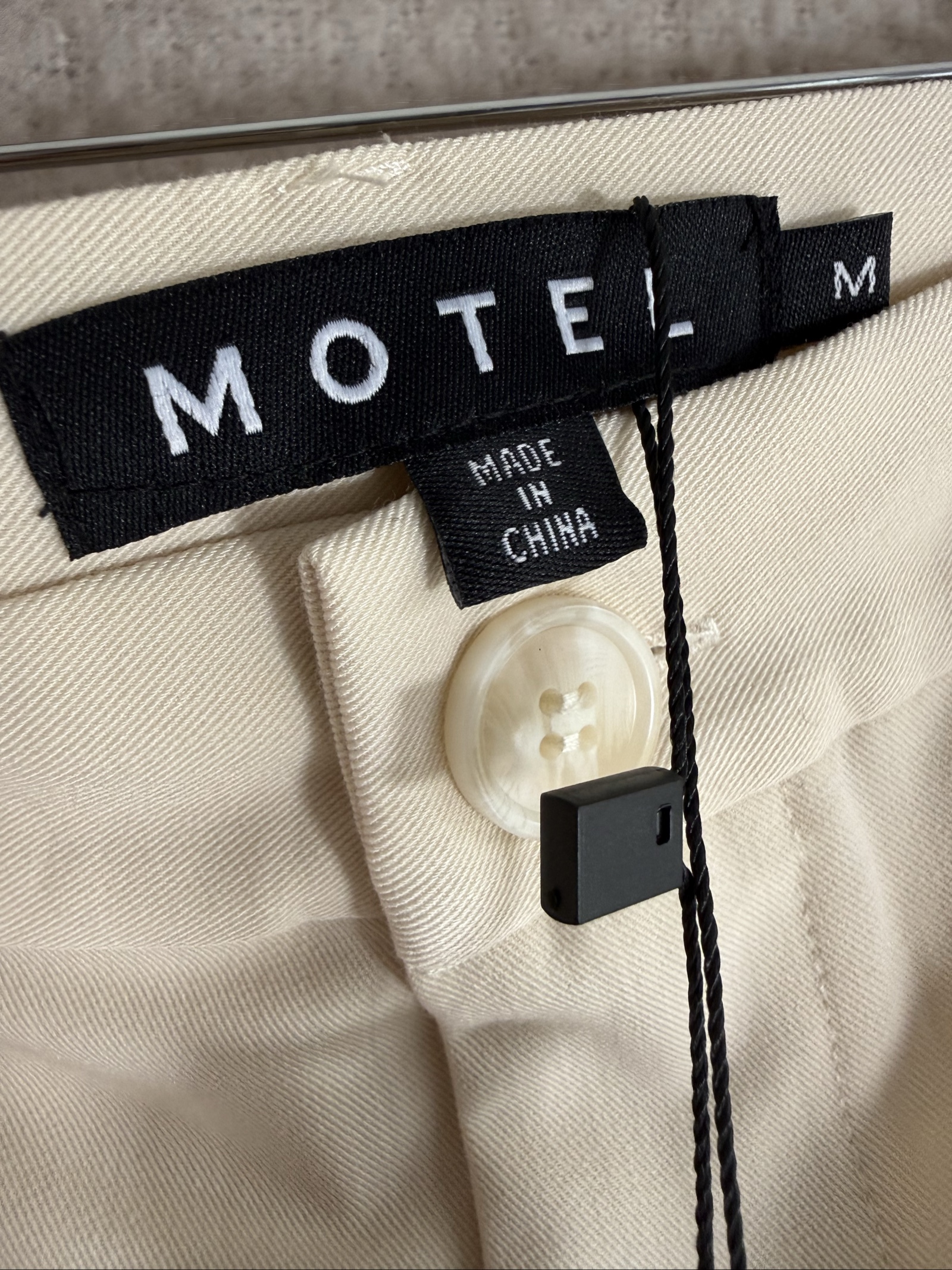 Motel Cream Flared Trousers Women's Medium Stylish High Waisted Bottoms image 4