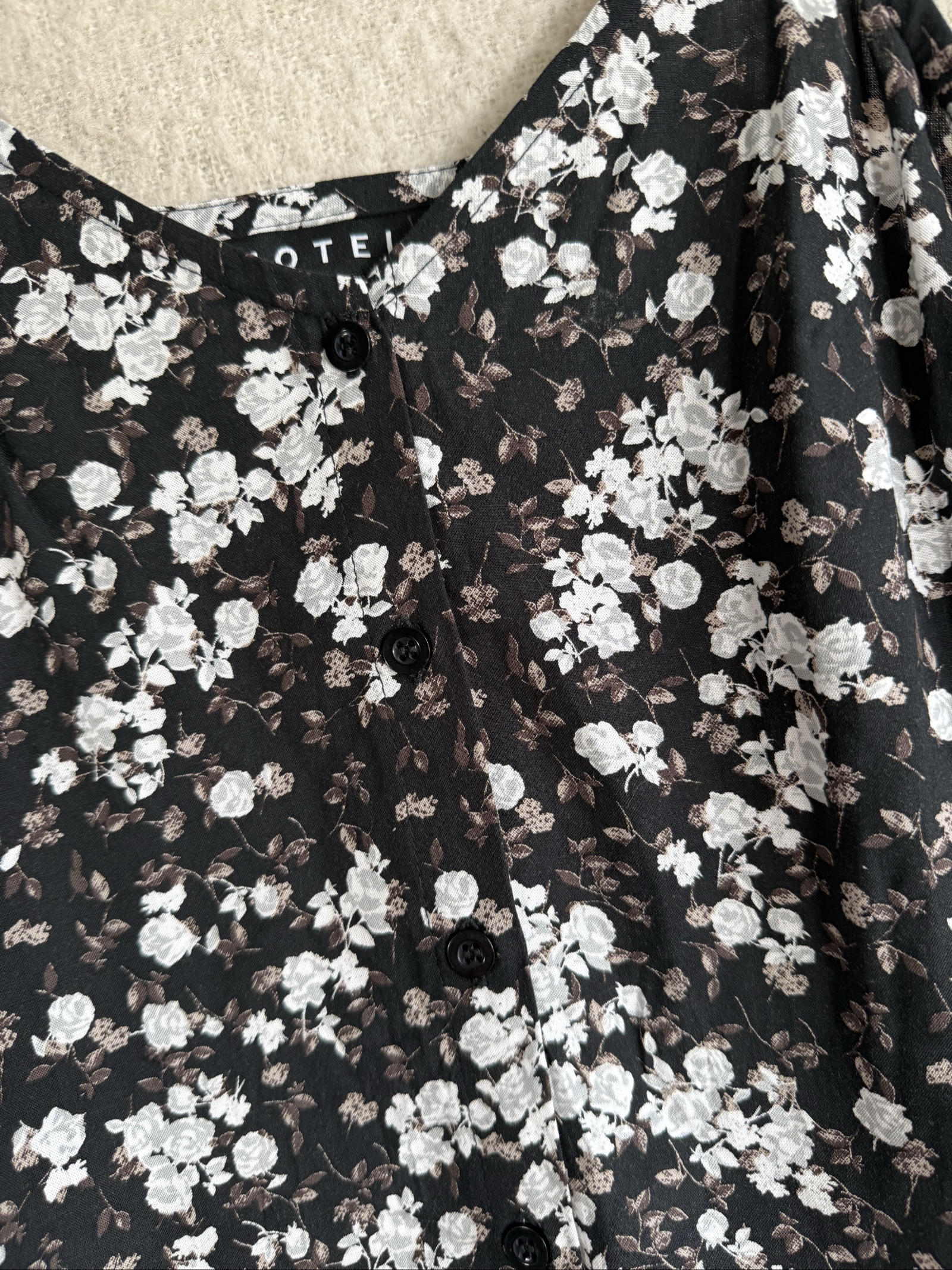 Motel Black & White Floral Print Slip Dress UK XS Lightweight Summer Dress image 3