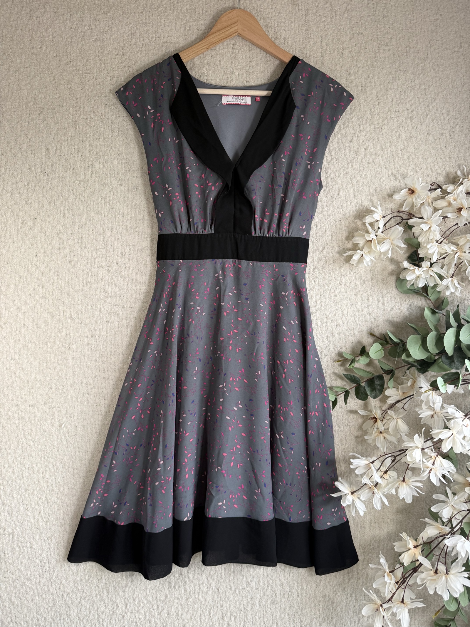 Olivia Rubin Grey Floral & Black Vintage Style Dress UK 12 Elegant Fit Flare