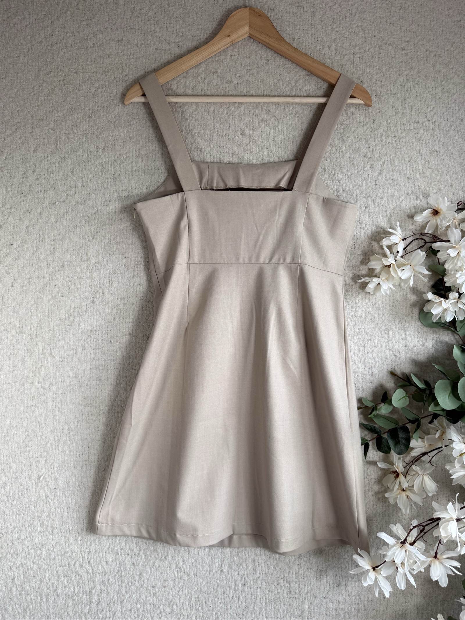 Urban Revivo Beige Sleeveless Dress UK 12 Button Detail Casual Summer Style image 4