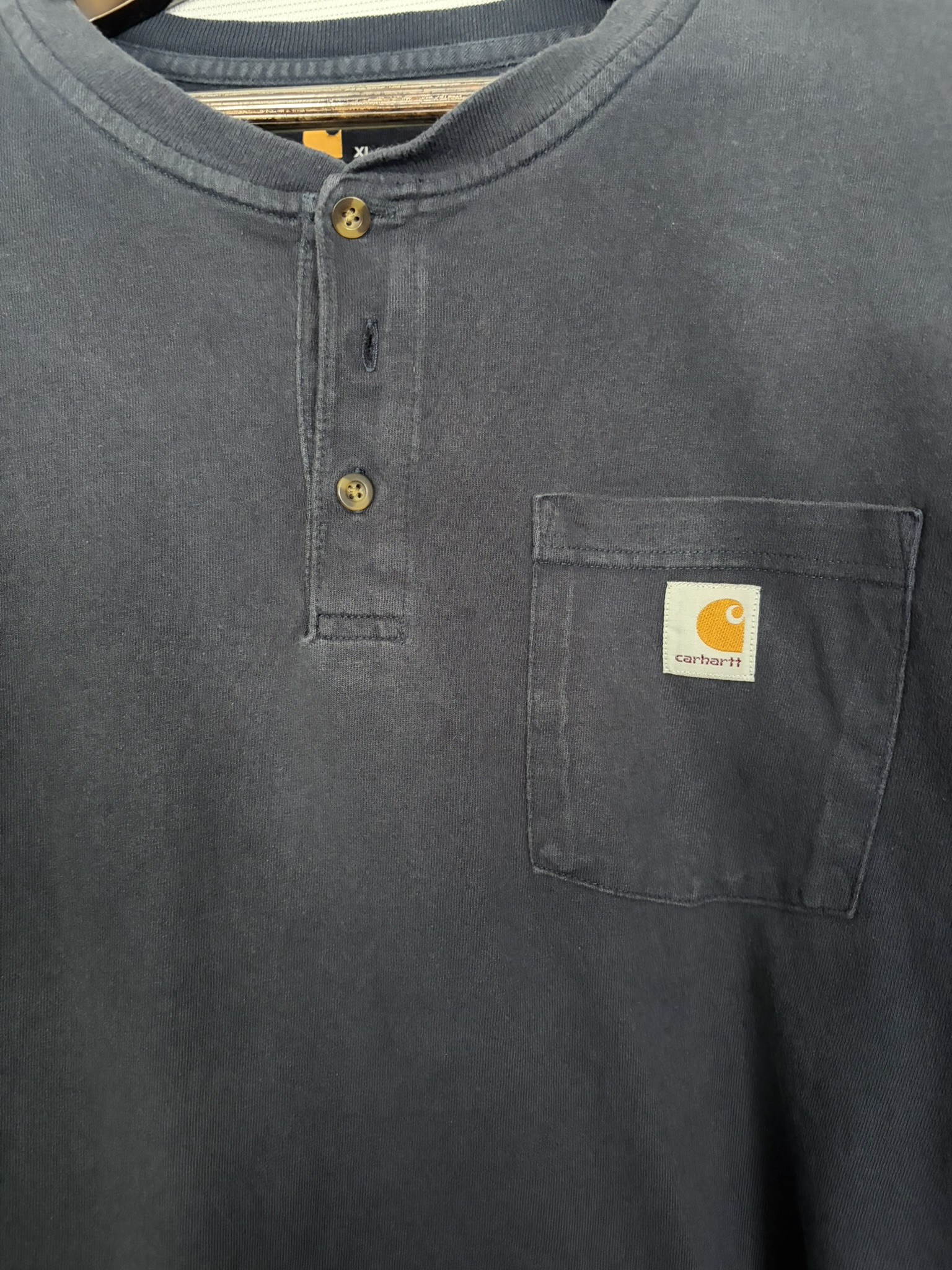 Carhartt K128 Henley Long Sleeve T-Shirt Mens XL Navy Pocket Tee Original Fit image 2