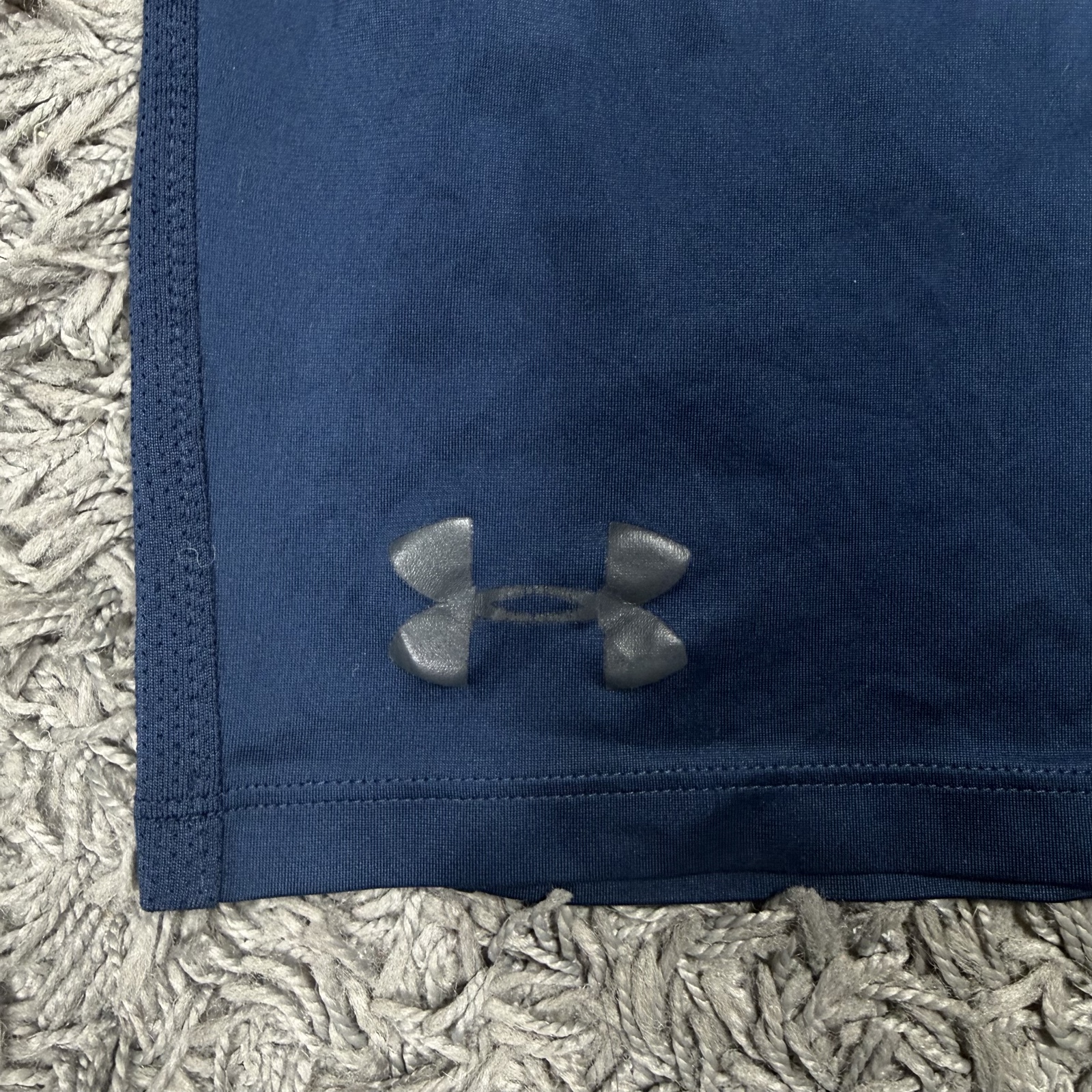 Under Armour Navy Blue Men's Sports Shorts Medium HeatGear image 3