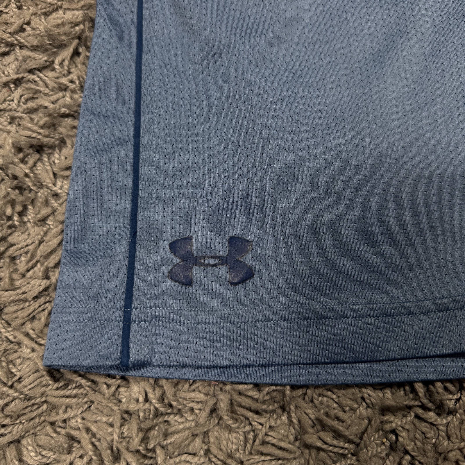 Under Armour Blue Sports Shorts M Mesh Lightweight Athletic image 3