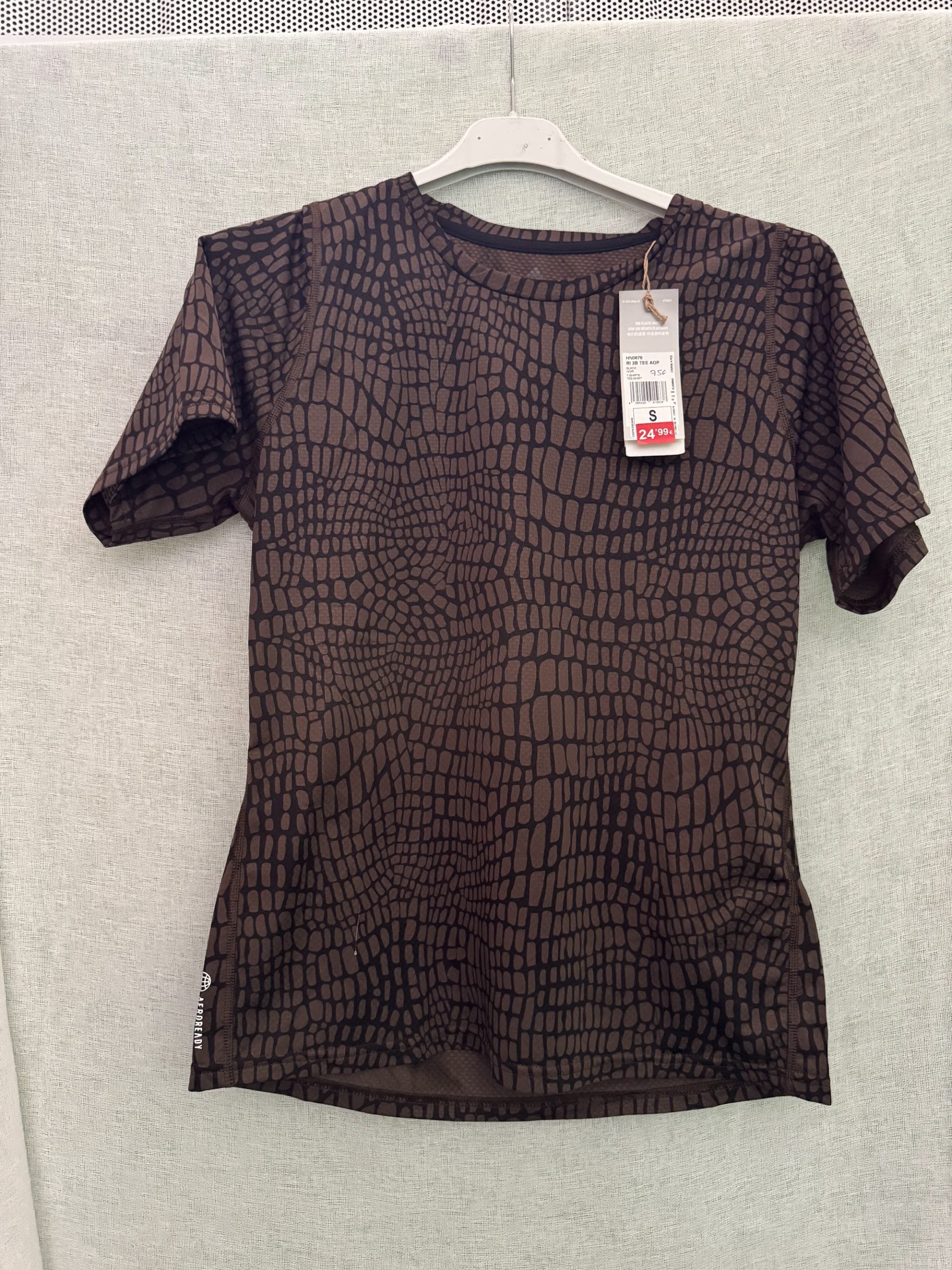 Camiseta Adidas AEROREADY animal print – Marrón/negro, talla S, nueva