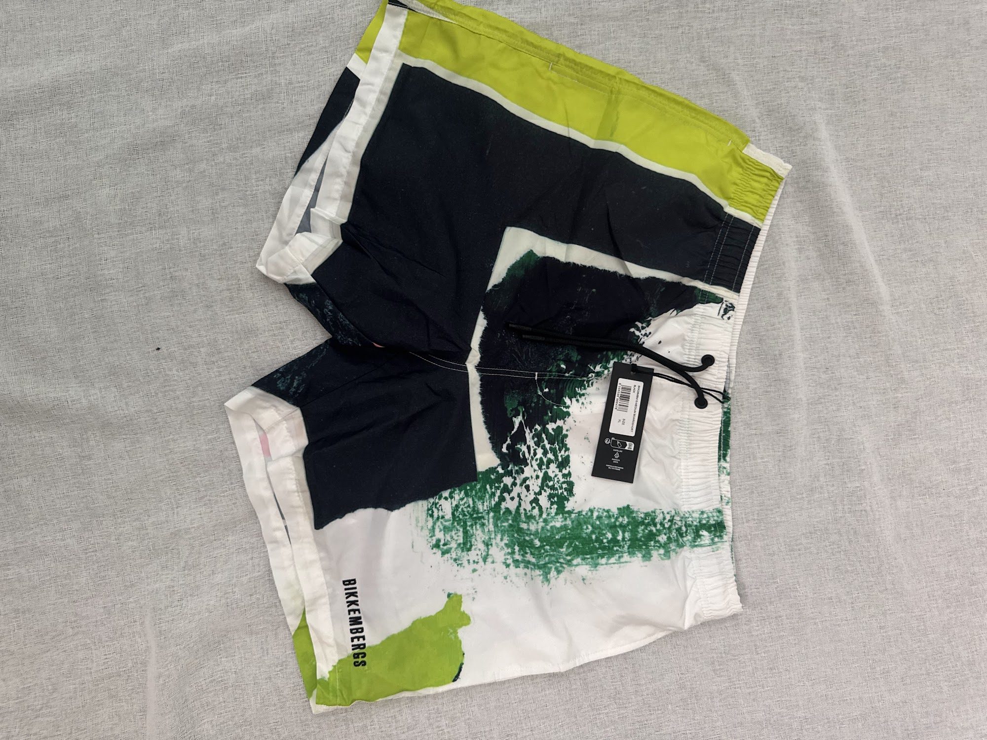 Bañador Bikkembergs Medium Boardshort – Negro (estampado), talla L, nuevo