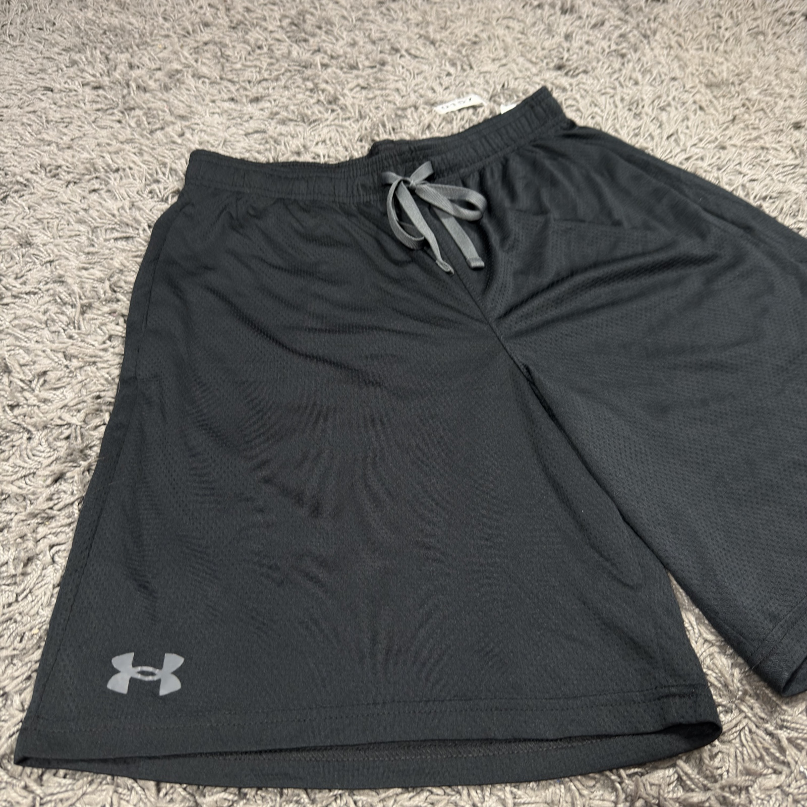 Under Armour Black Athletic Shorts Large Loose Fit Drawstring image 2