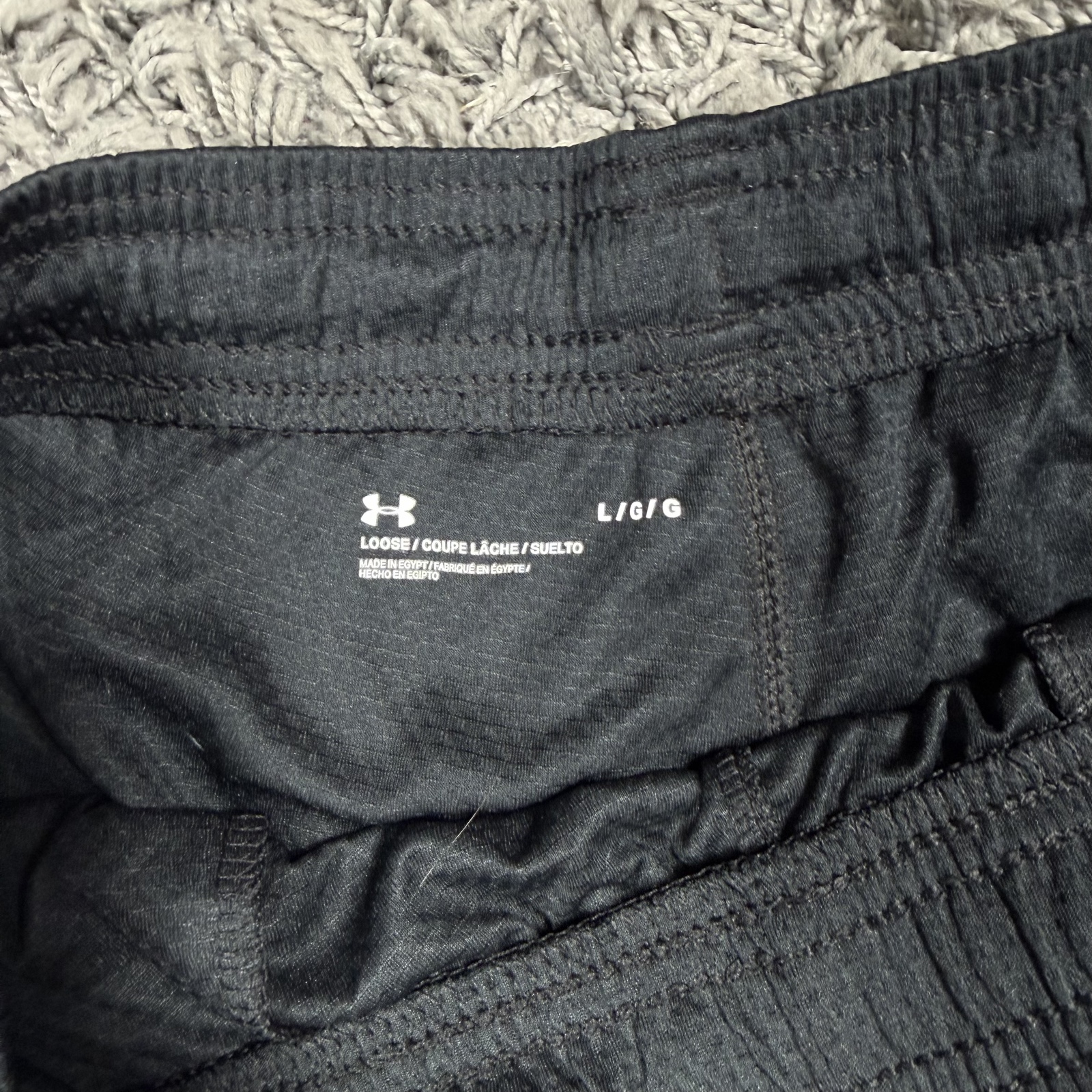Under Armour Black Athletic Shorts Large Loose Fit Drawstring image 5