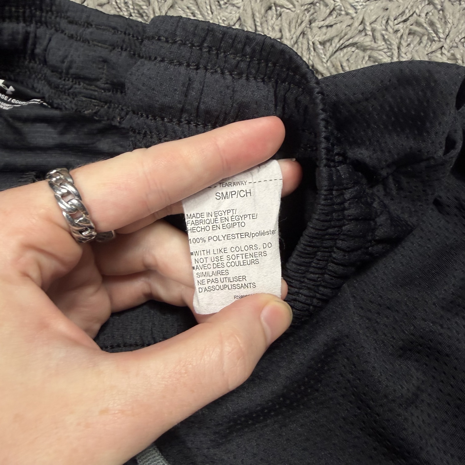 Under Armour Black Mesh Athletic Shorts Small Loose Fit image 6