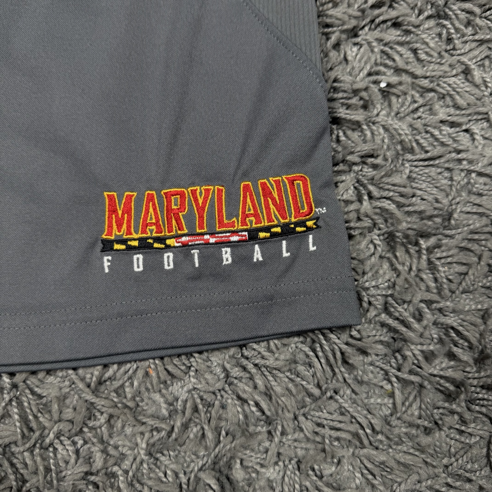Under Armour Grey Sports Shorts Maryland Football M Lightweight image 3