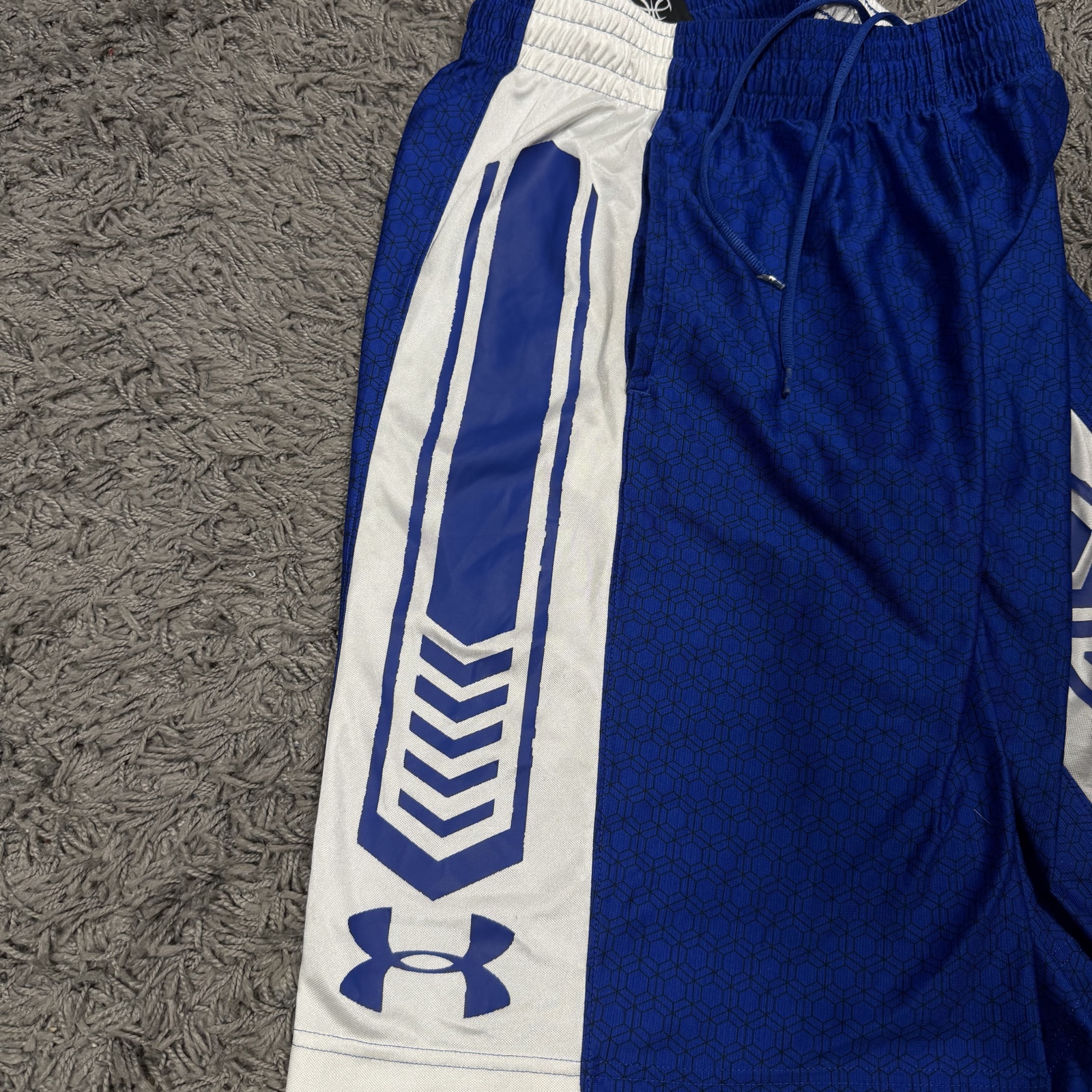 Under Armour Blue & White Basketball Shorts LG Loose Fit image 6