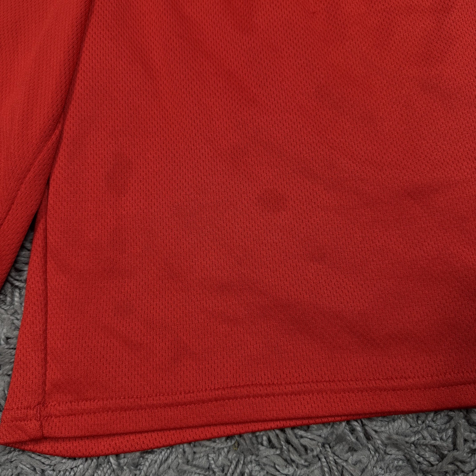 Under Armour Red Athletic Shorts Small Loose Fit Breathable image 4