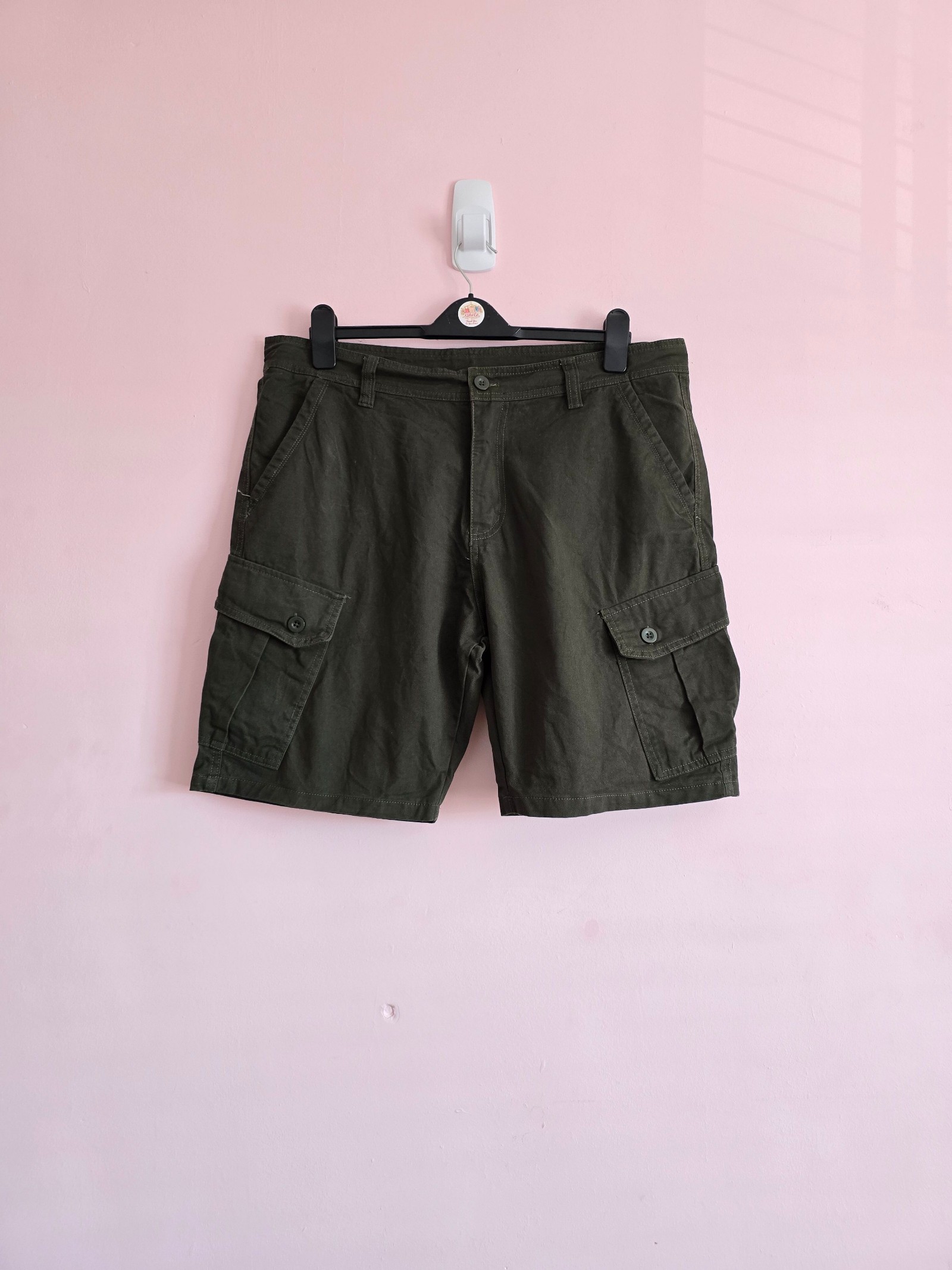 B & W Olive Green Cargo Shorts Large 100% Polyester