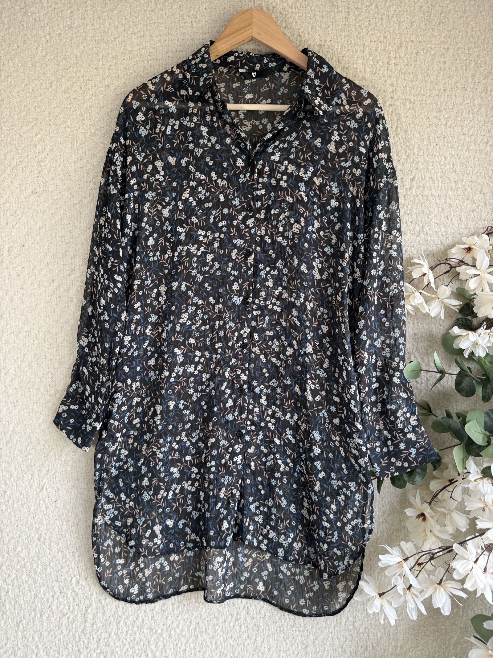 V Black & Blue Floral Button-Up Shirt Dress UK M Lightweight Sheer Fabric Casual Top