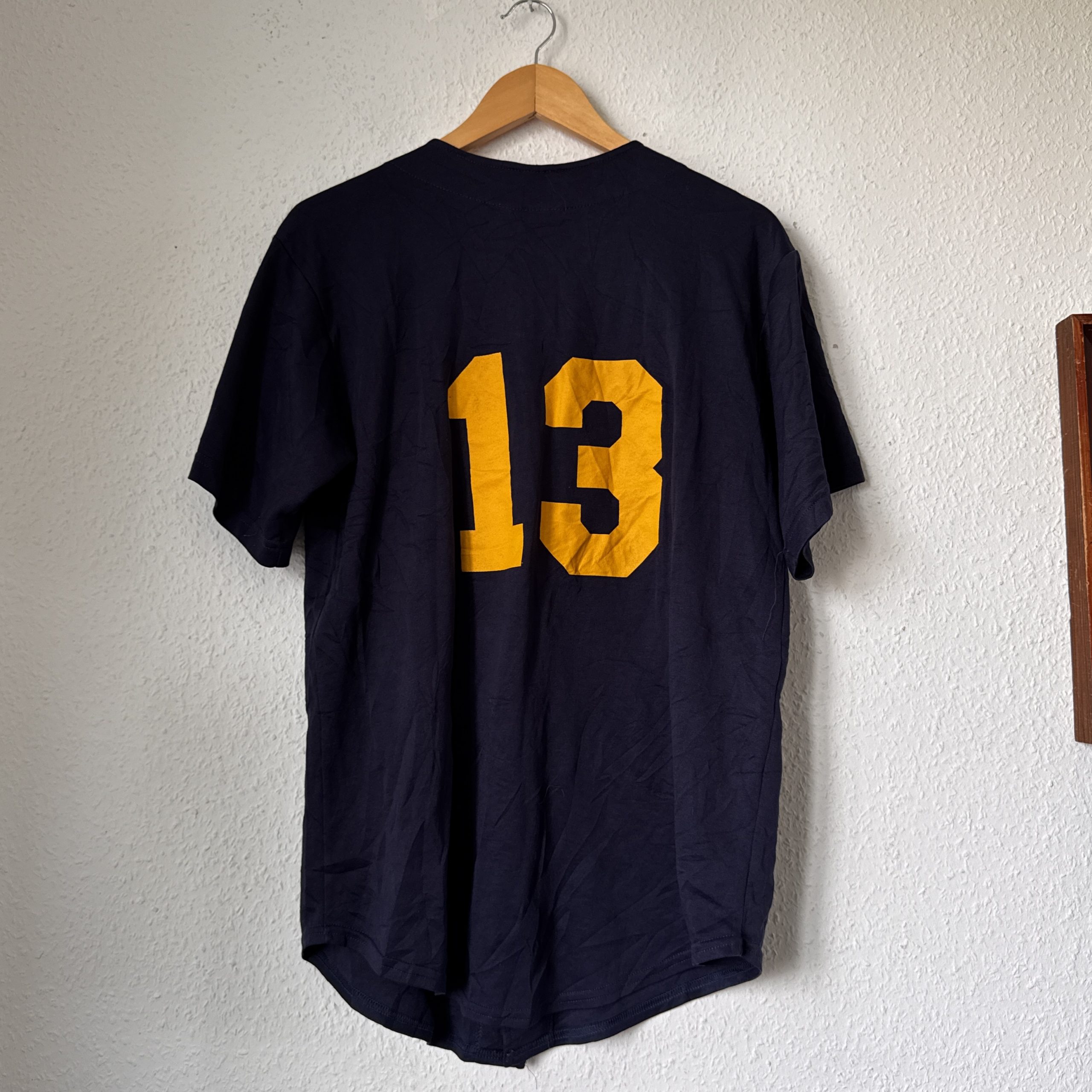 Unbranded Navy & Yellow Sports T-Shirt Large Number 13 2789