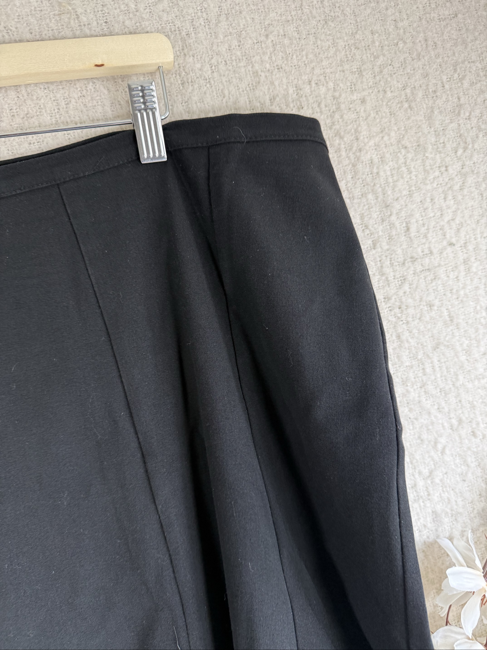 Dorothy Perkins Black Flared Skirt UK 20 Classic Elegant Workwear image 2