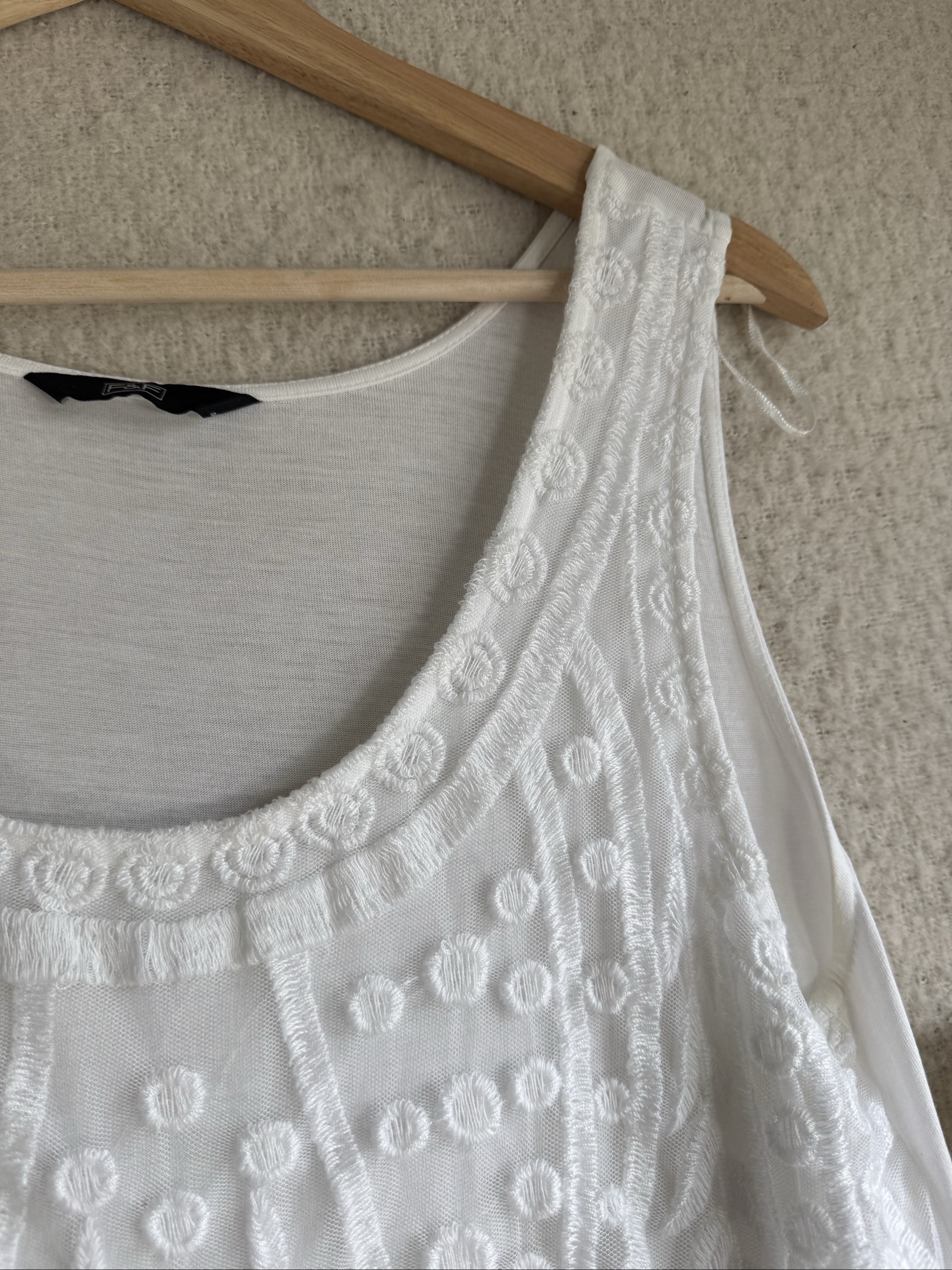 F&F White Embroidered Sleeveless Top UK Medium Lightweight Summer Layer image 2