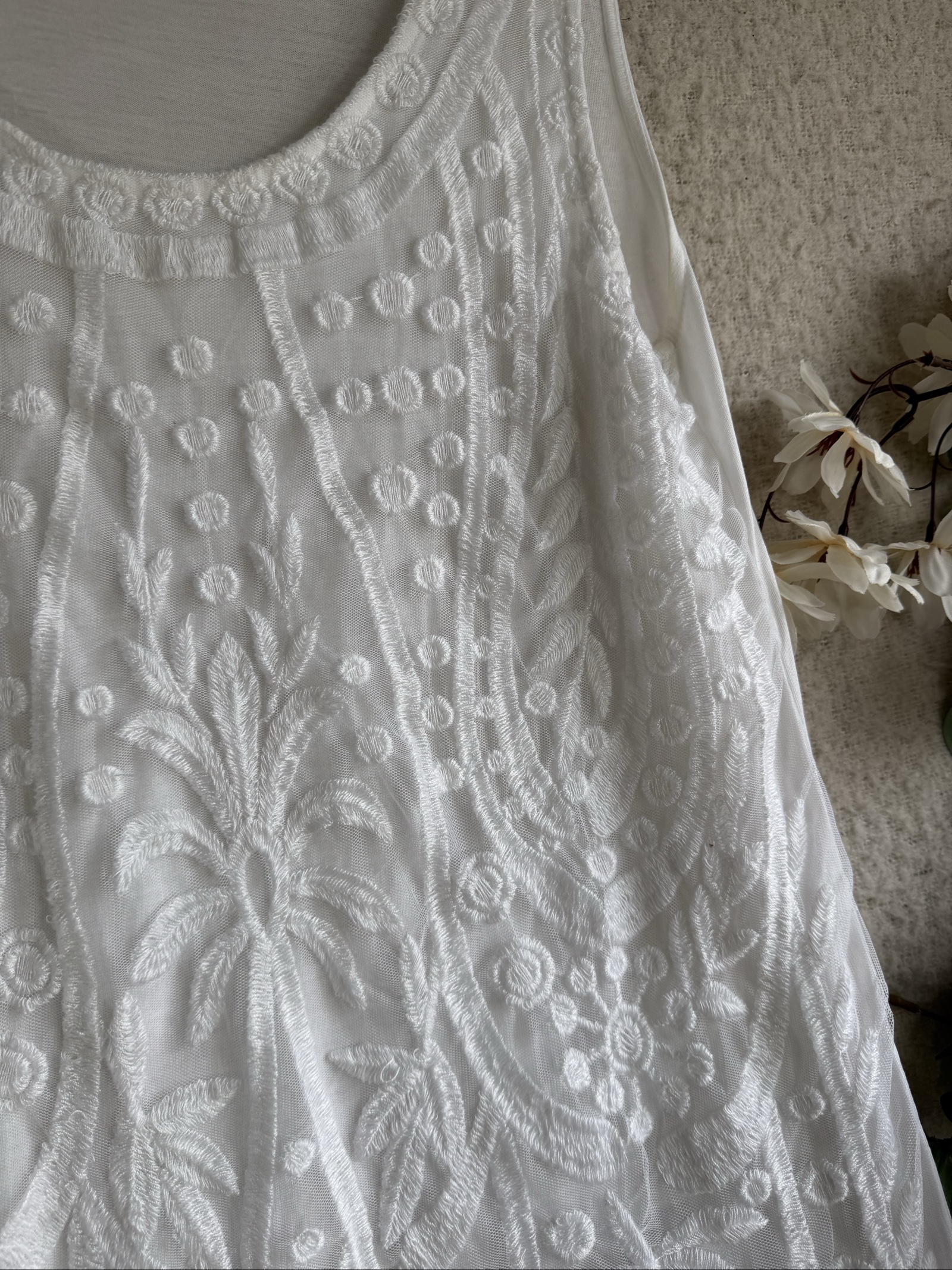 F&F White Embroidered Sleeveless Top UK Medium Lightweight Summer Layer image 3
