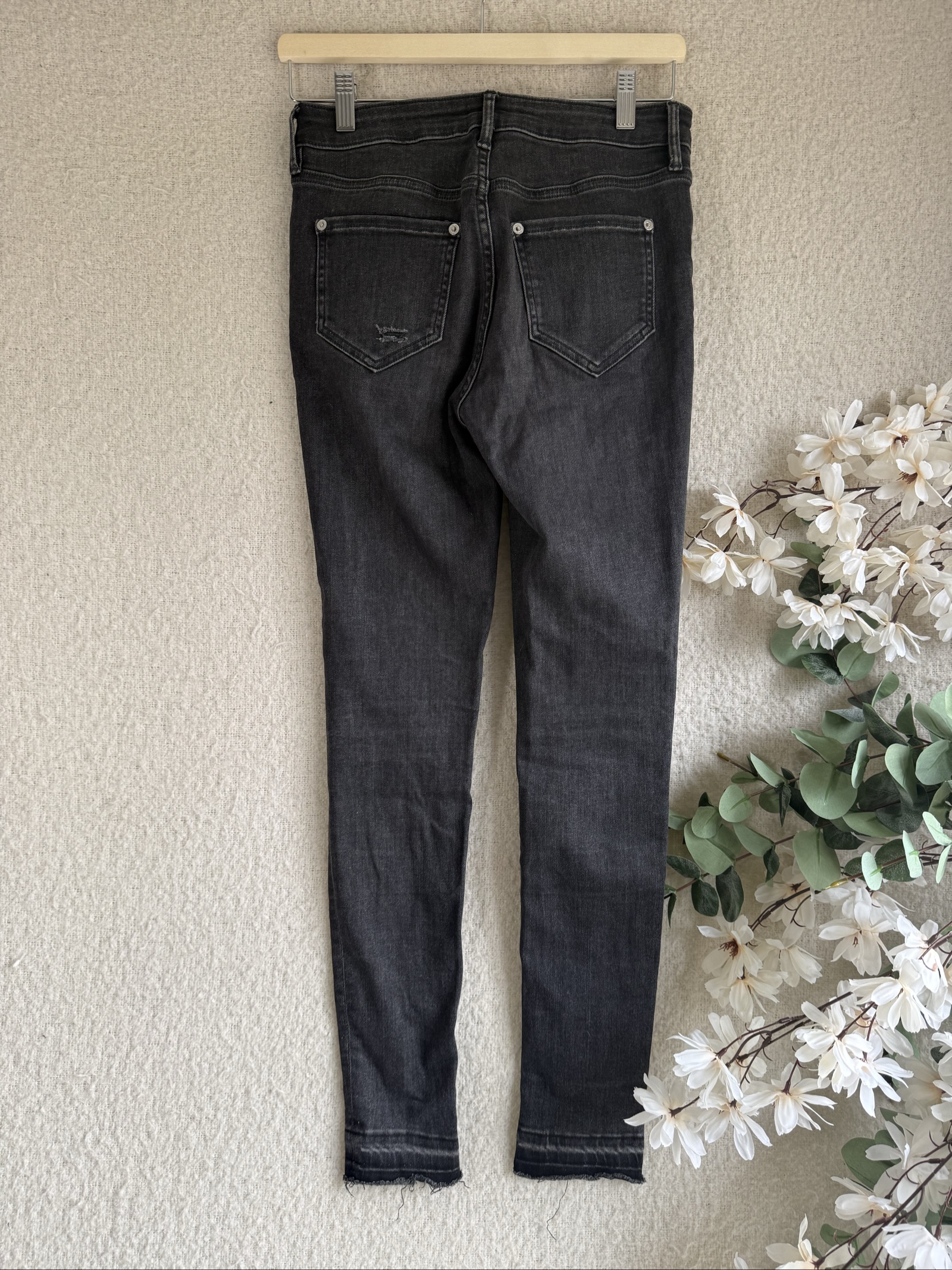 F&F Black Ripped Skinny Jeans UK 12 Distressed Fashion Casual Streetwear image 5