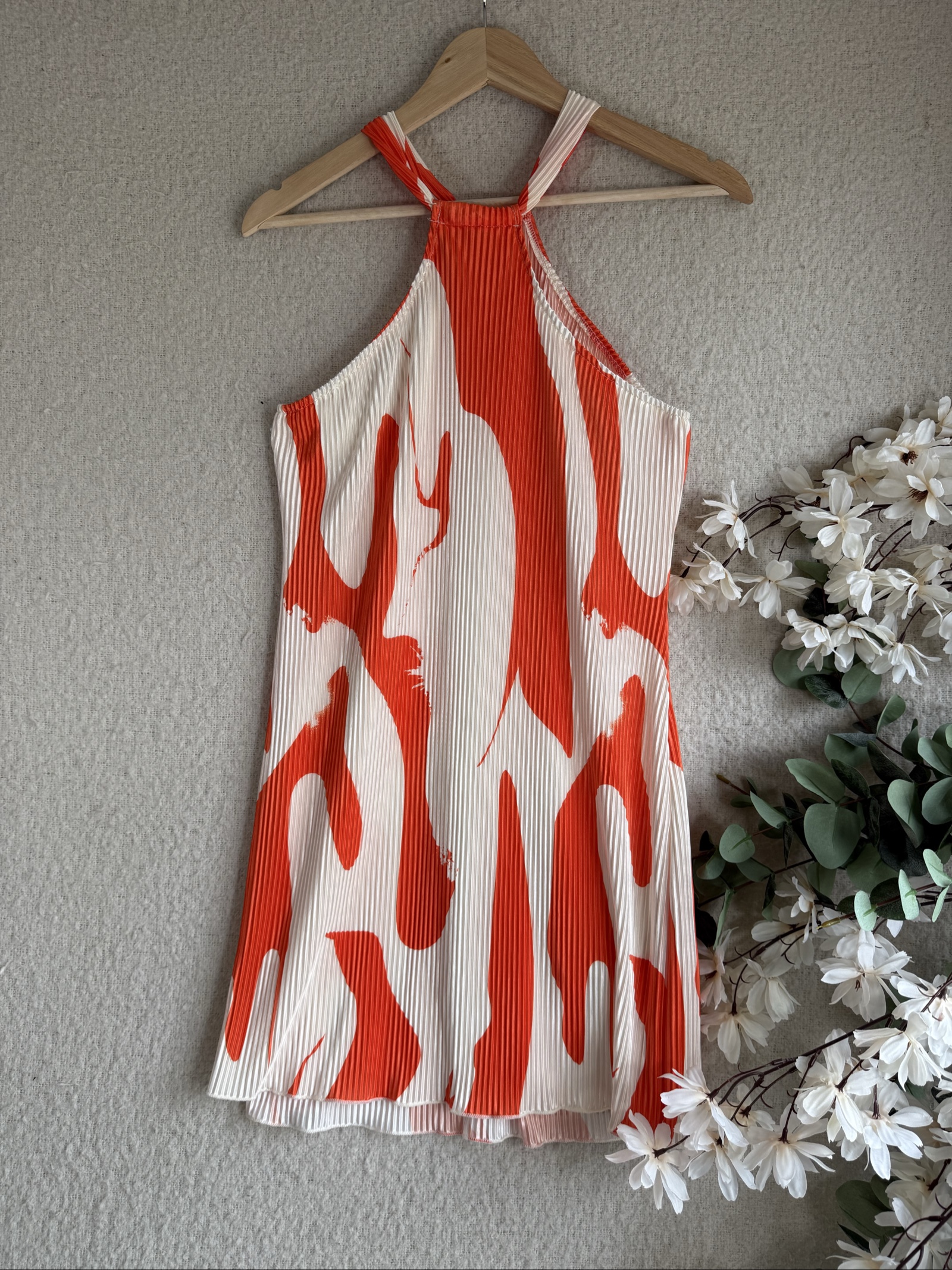 Shein Orange & White Pleated Mini Dress Medium Halter Neck Summer Style image 4