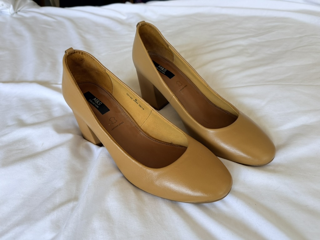 M&S mustard/tan Leather Block Heel Pumps Shoes UK 8