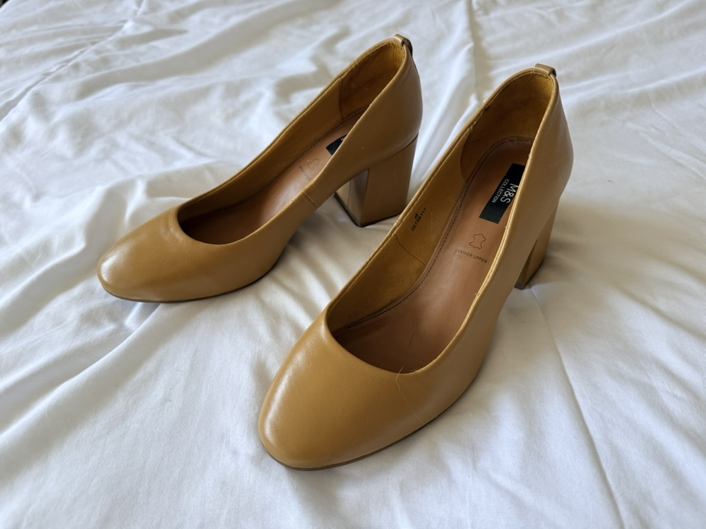 M&S mustard/tan Leather Block Heel Pumps Shoes UK 8 image 3