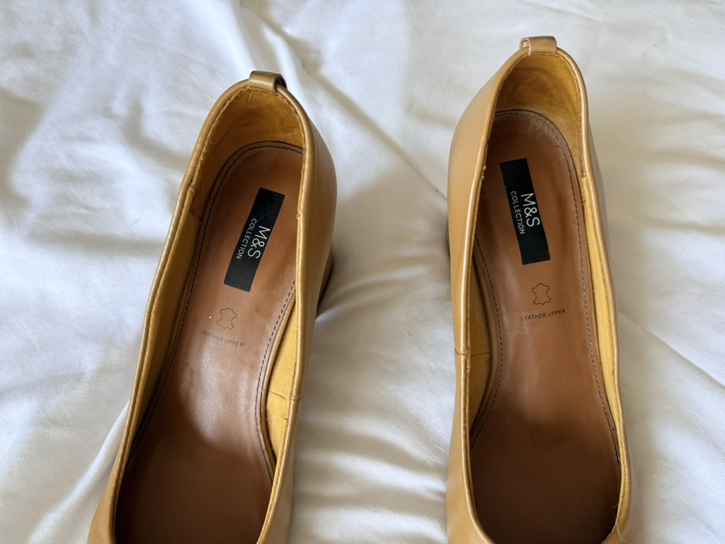 M&S mustard/tan Leather Block Heel Pumps Shoes UK 8 image 4