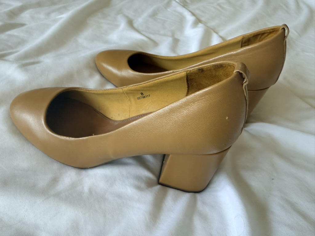 M&S mustard/tan Leather Block Heel Pumps Shoes UK 8 image 8