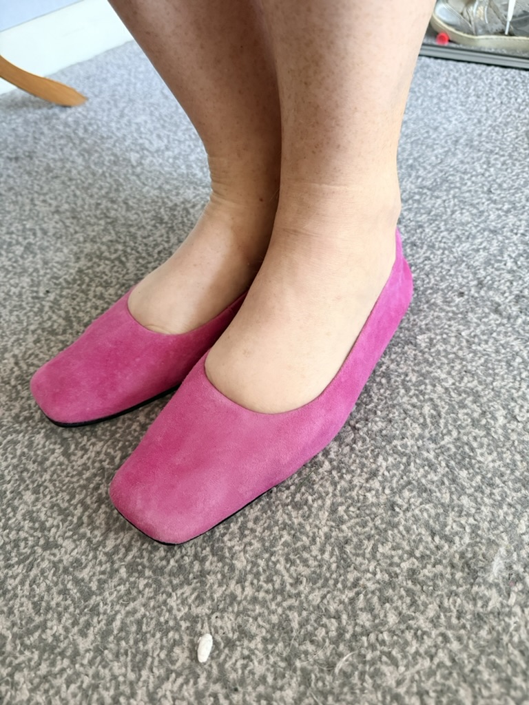 Clarks Pink Suede Square Toe Flats UK 8