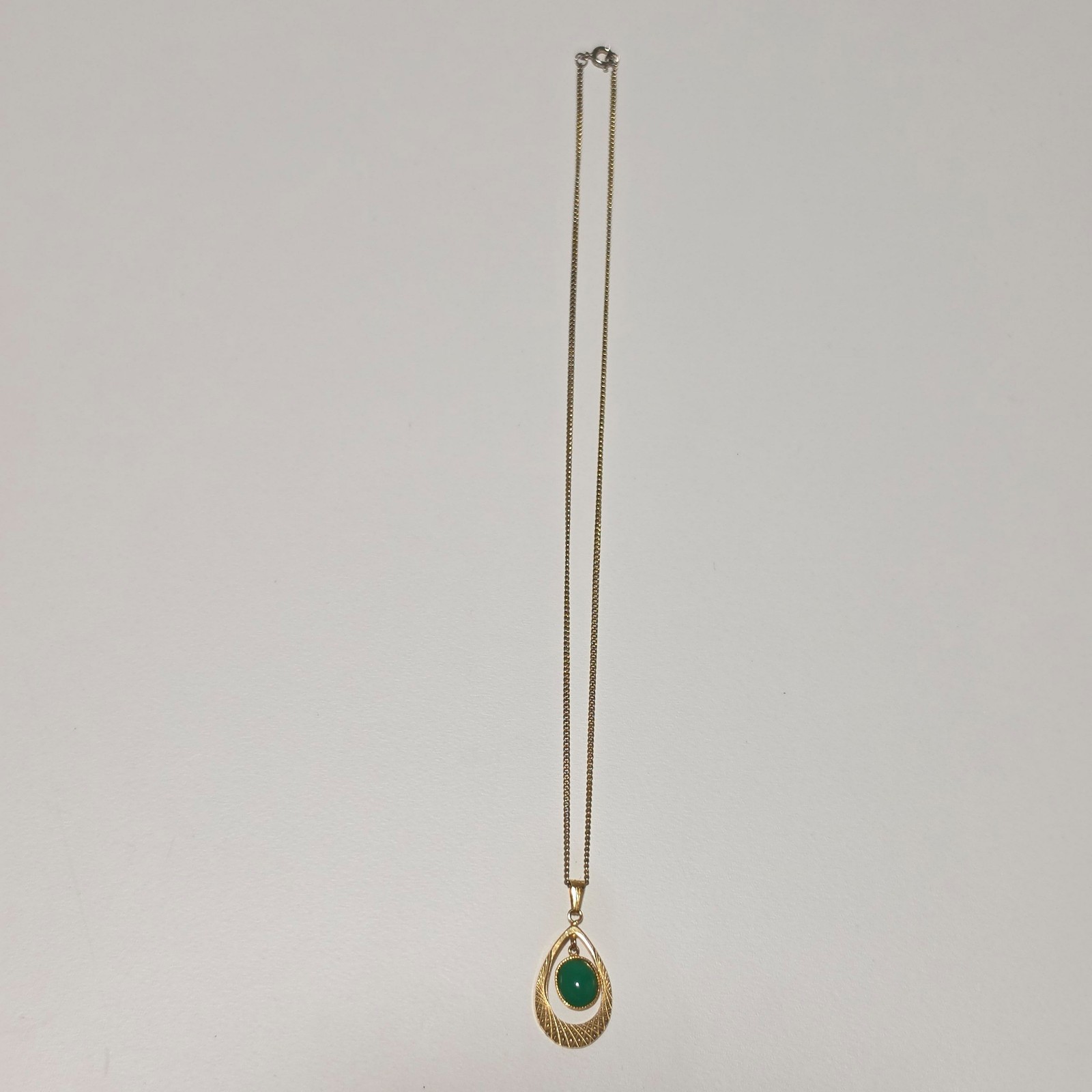Costume Gold tone & Green Stone Pendant Necklace