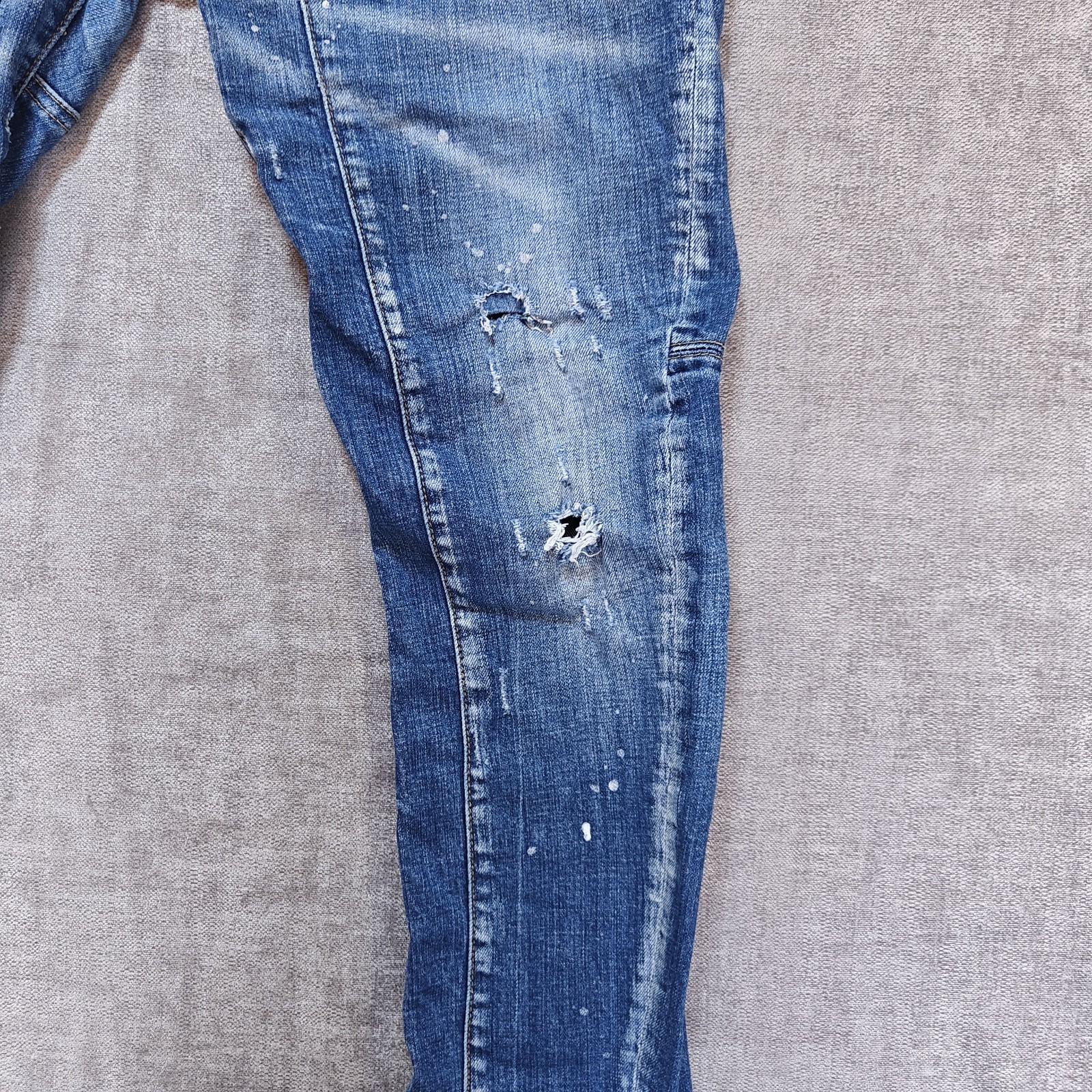 Dsquared2 Kickass Distressed Tidy BikerJeans Blue Mens W36 L28 image 5
