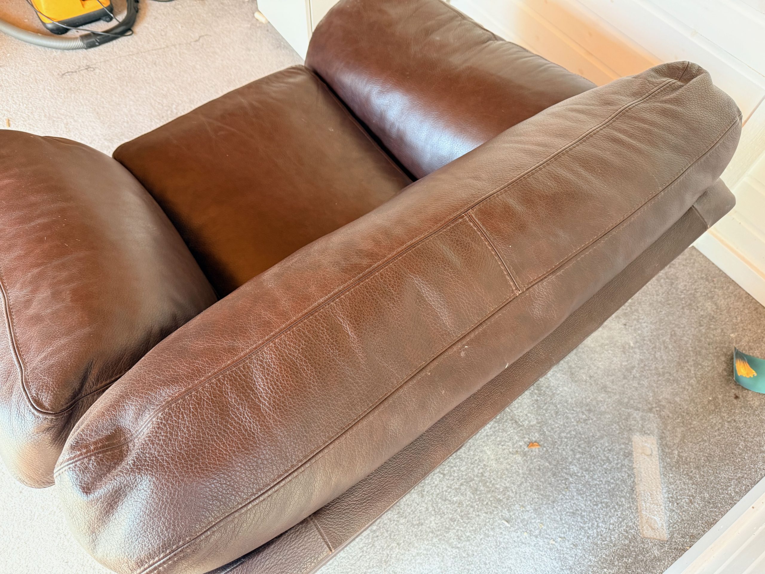 Brown Leather Armchair Cuddle Chair Excellent Condition image 5