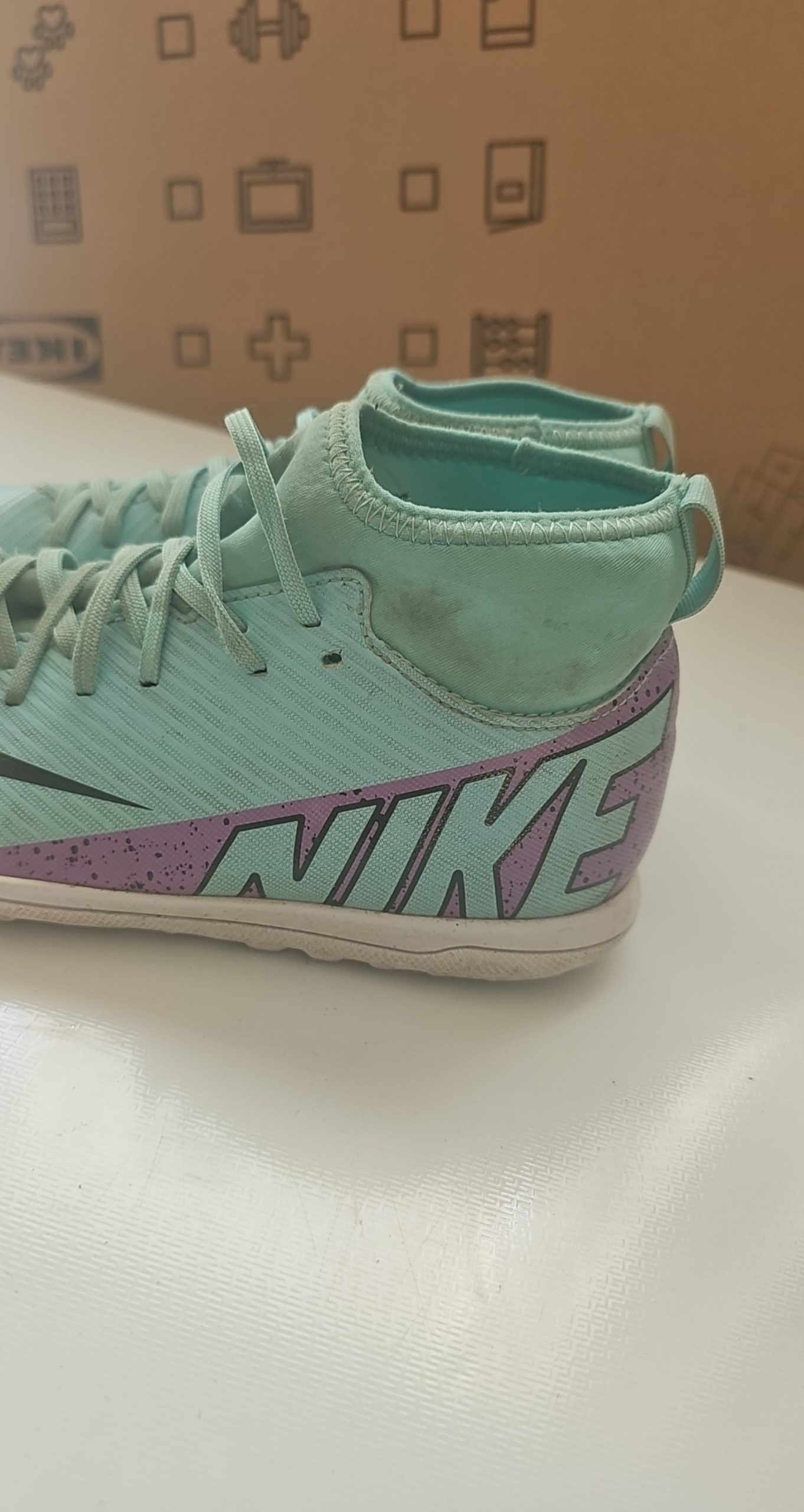 Nike Green & Purple Mercurial Indoor Football Shoes UK 4 image 3
