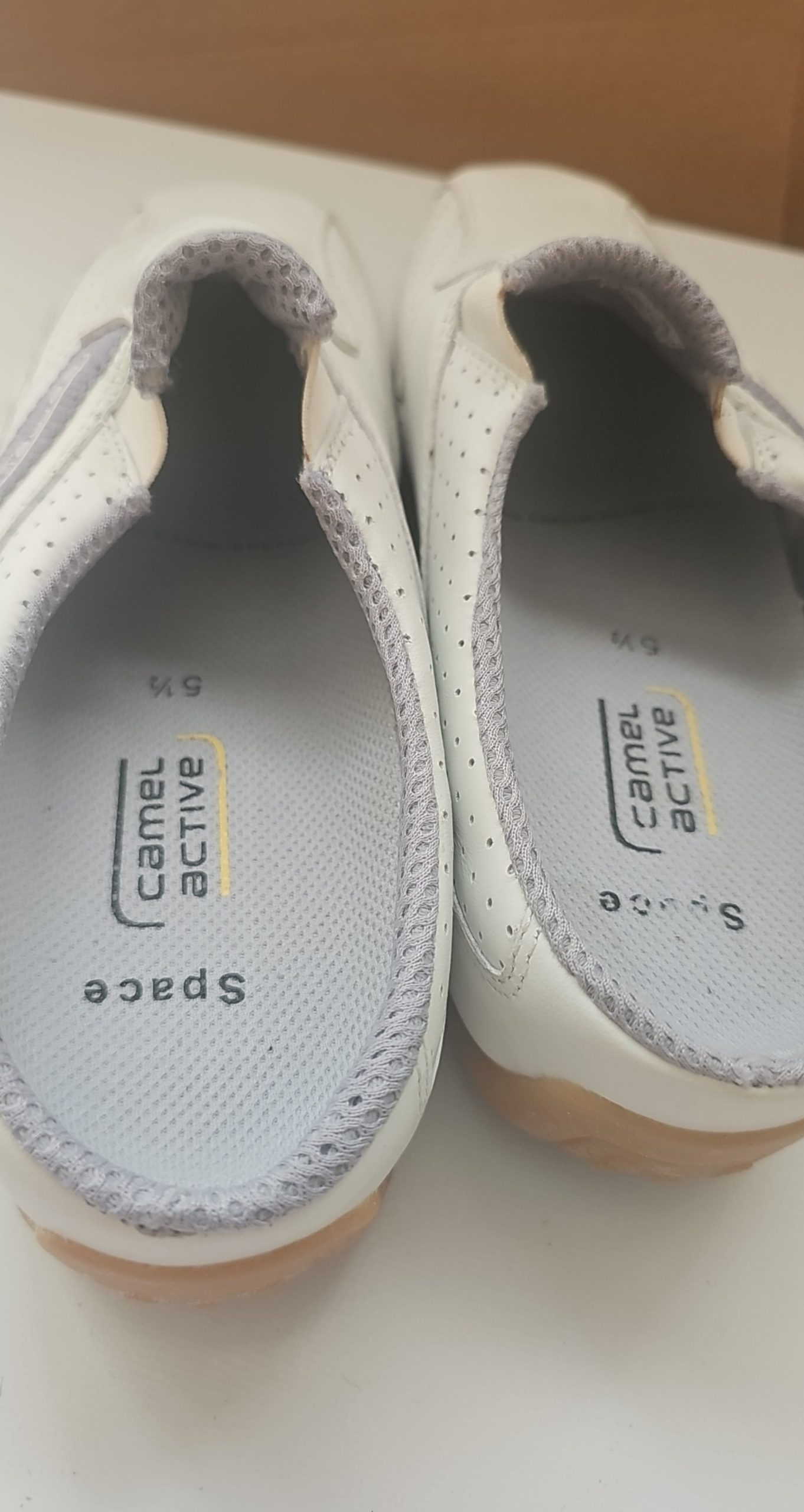 Camel Active White Leather Slip-On Shoes UK 5.5 Womans image 3