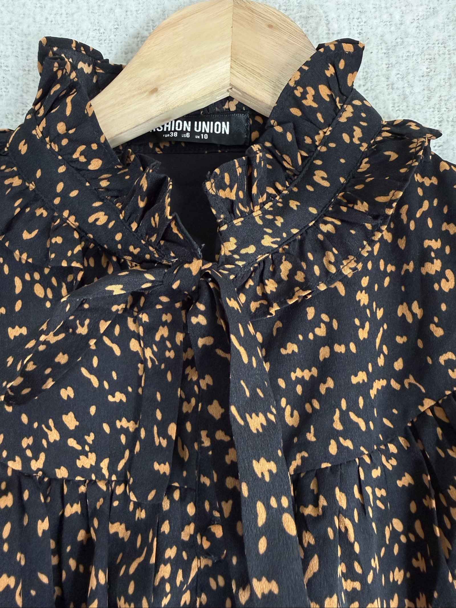 Fashion Union Black & Brown Ruffle Detail Long Sleeve Dress UK 10 Stylish image 3