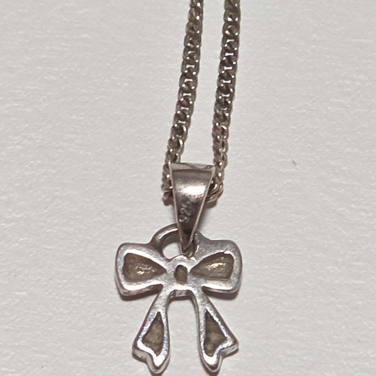 925 sterling Silver Bow Pendant Necklace Chain . image 4