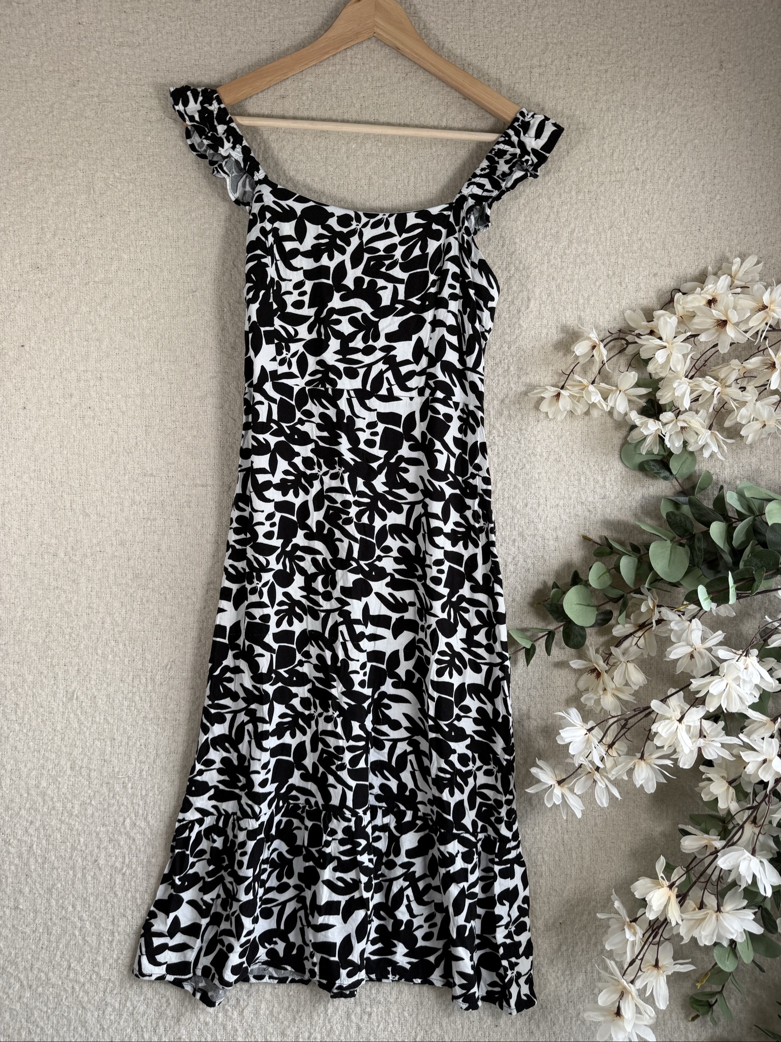 Primark Black & White Floral Midi Dress UK 10 Ruffle Straps Summer Style