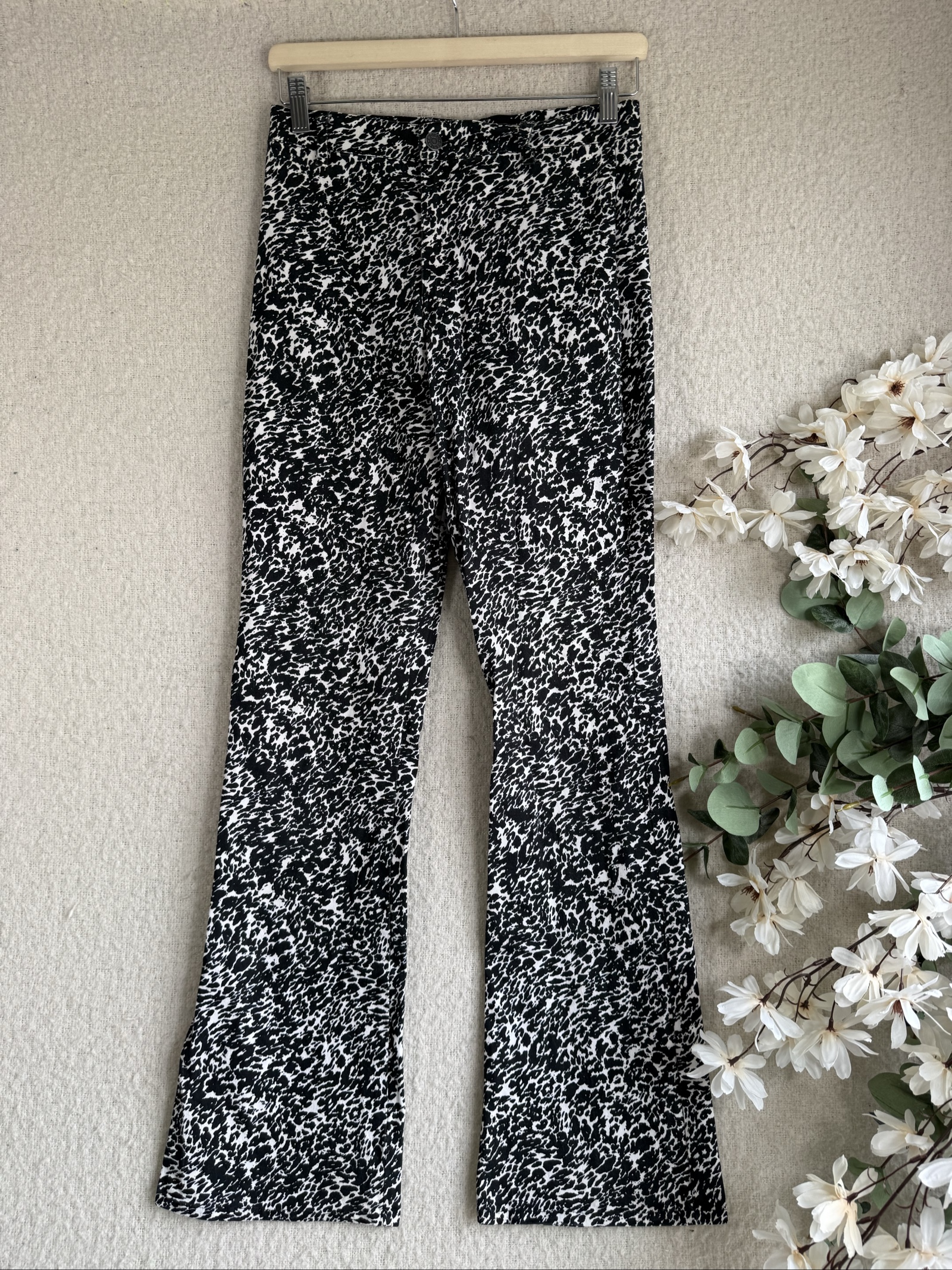 Motel Black & White Printed Flared Trousers Small Stylish Patterned UK S