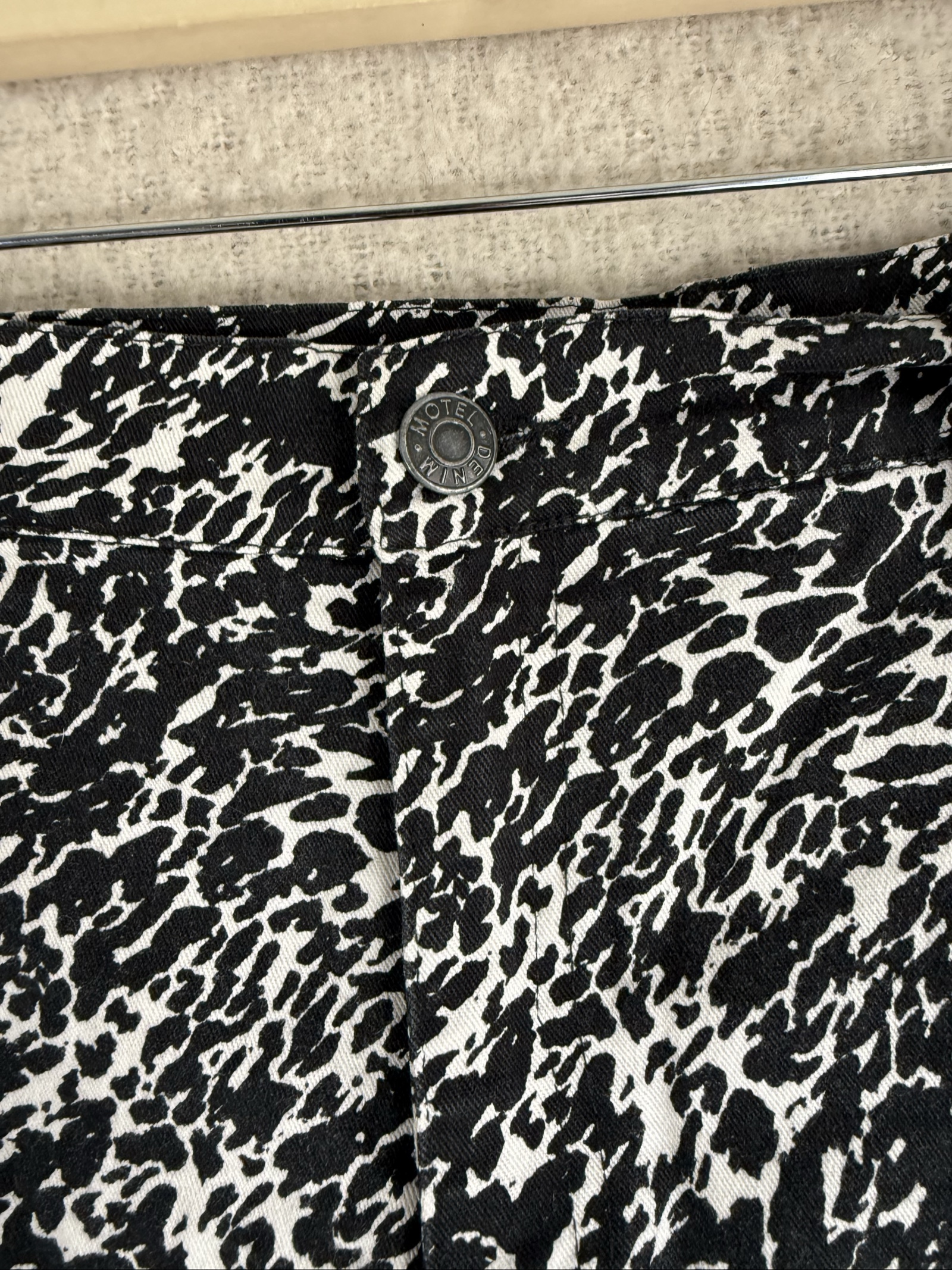 Motel Black & White Printed Flared Trousers Small Stylish Patterned UK S image 2