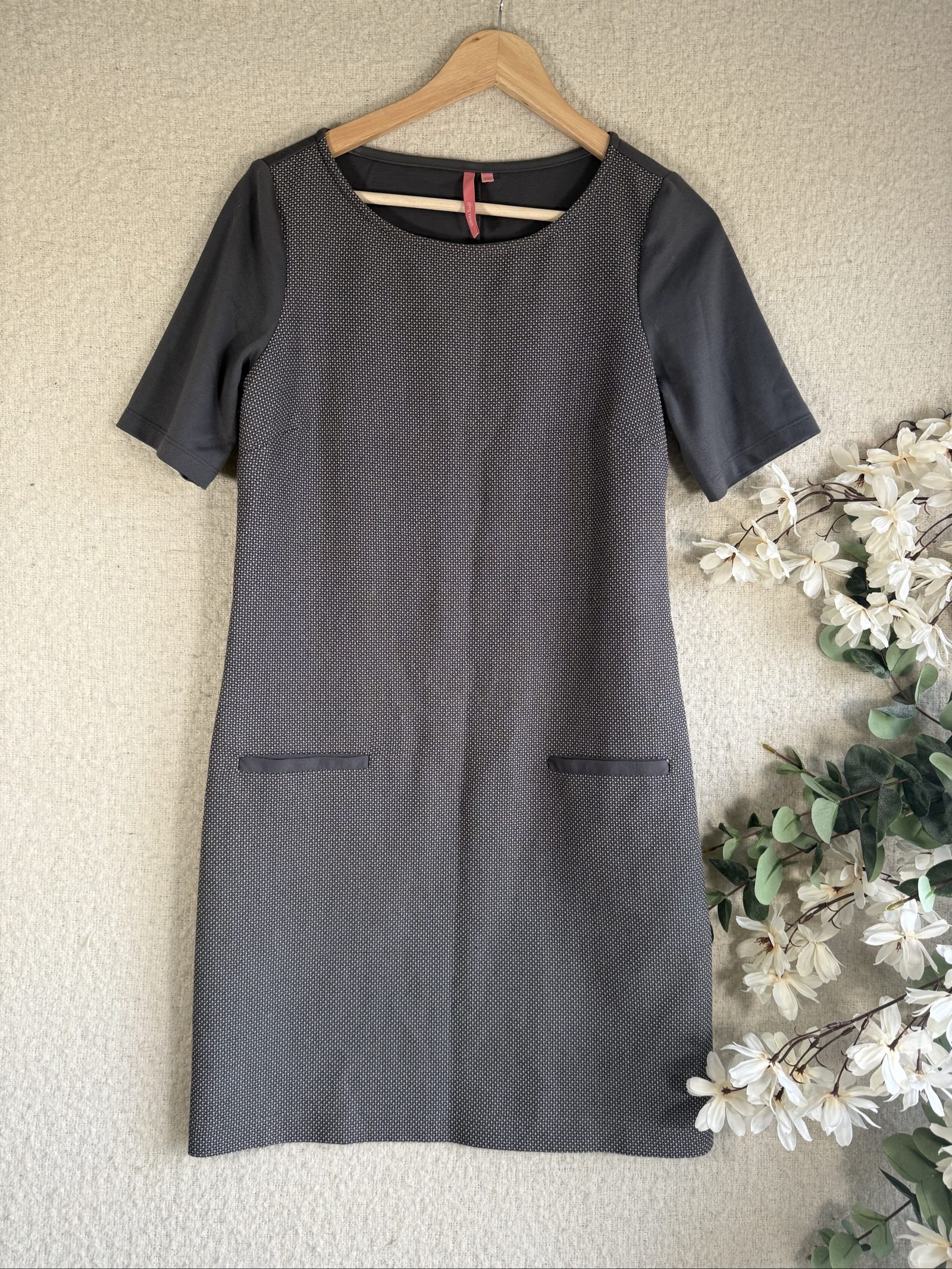 White Stuff Grey & Black Textured Shift Dress UK 12 Short Sleeve Casual