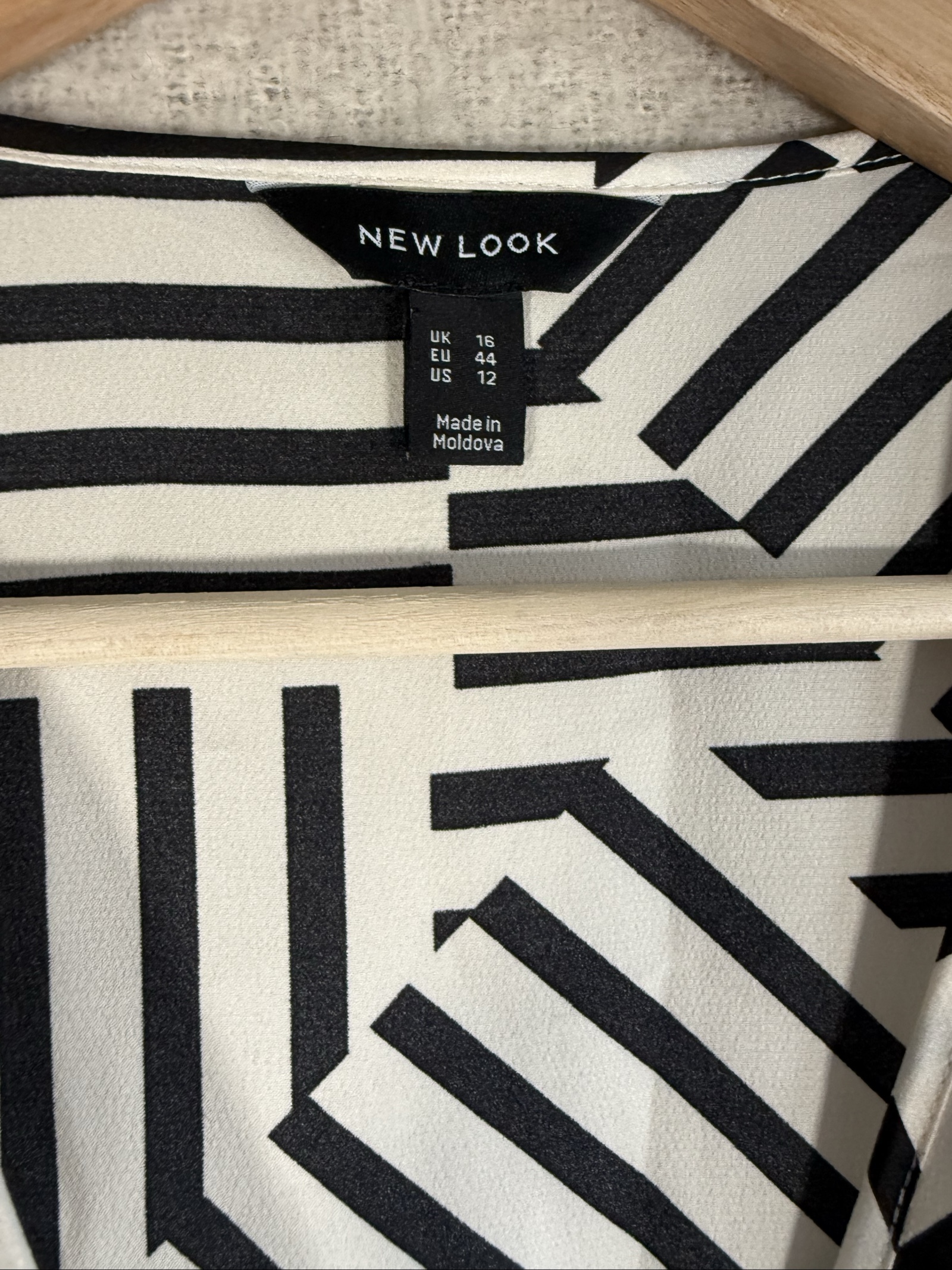 New Look Black & White Striped Wrap Blouse UK 16 Stylish Long Sleeve Top image 3