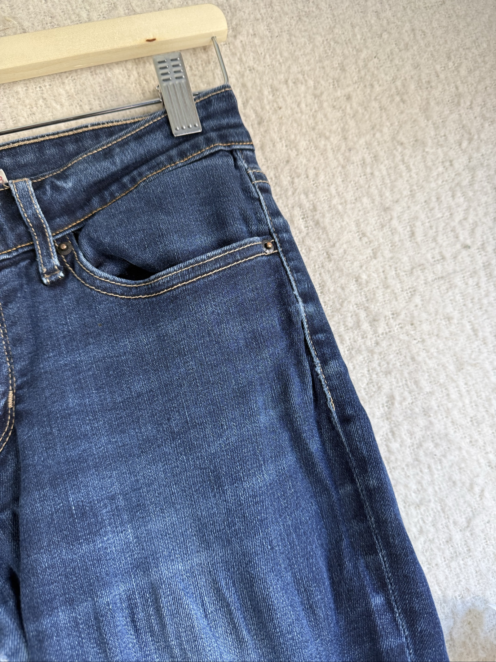 Levi's Blue Denim 711 Skinny Jeans UK 28 Slim Fit Classic Style image 2