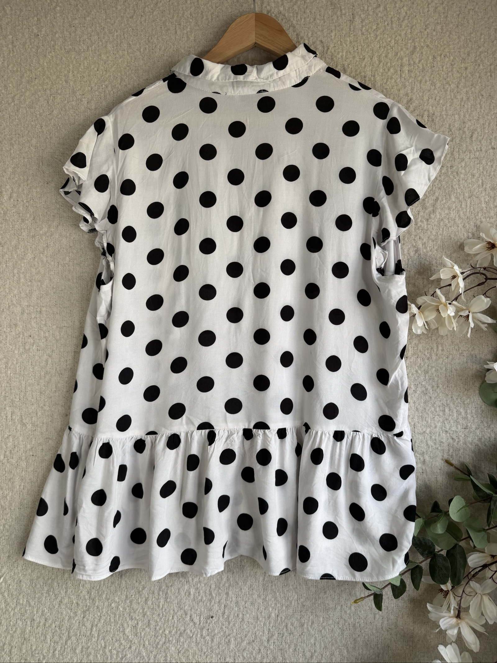 Papaya Black & White Polka Dot Button Front Peplum Blouse UK 20 image 5