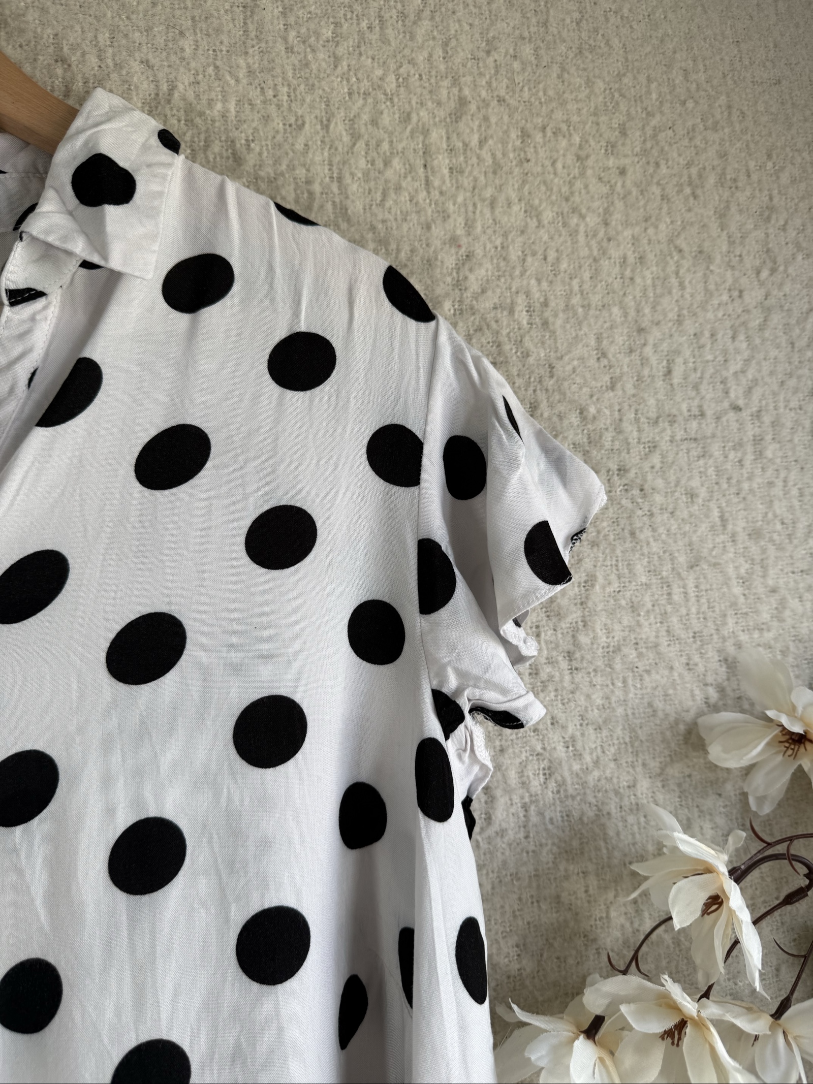 Papaya Black & White Polka Dot Button Front Peplum Blouse UK 20 image 6