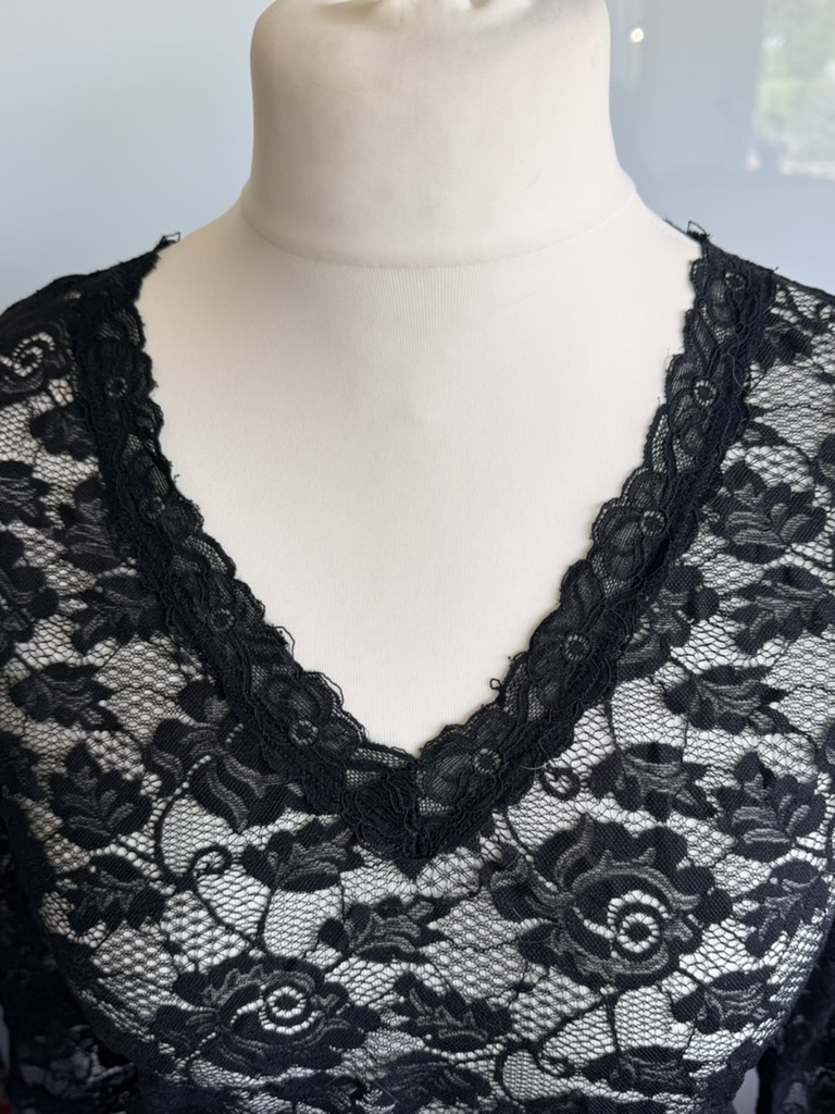 Marks & Spencer Black Lace three quarter Sleeve Top UK 14 image 2