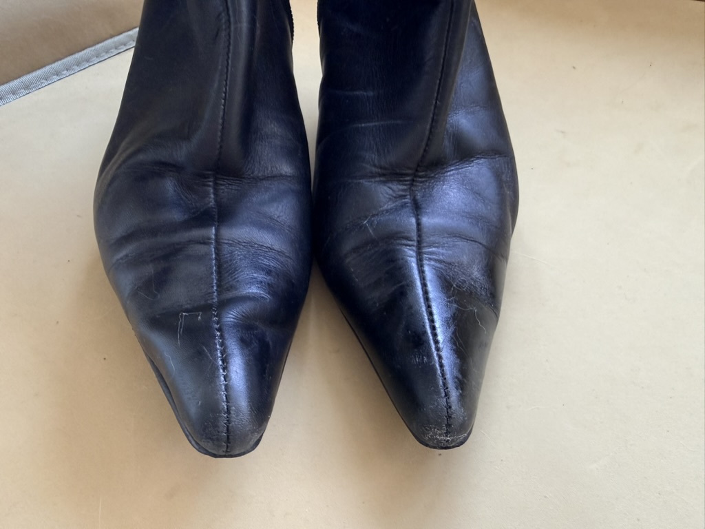 Black Leather Mid Calf Stiletto Boots UK 8 with zip pointed toe image 4