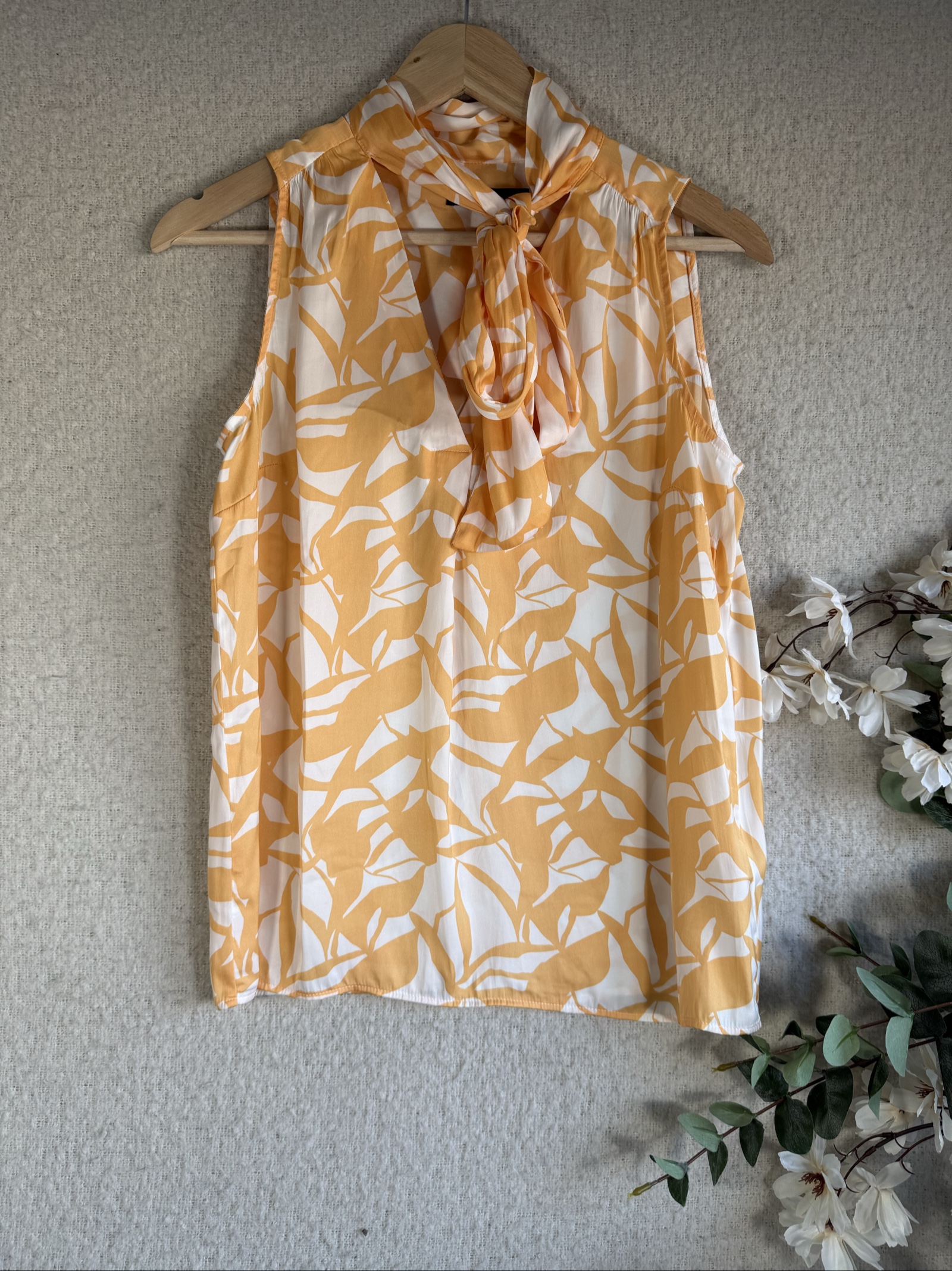 M&S Orange & White Sleeveless Tie Neck Blouse UK 8 Stylish Summer Top