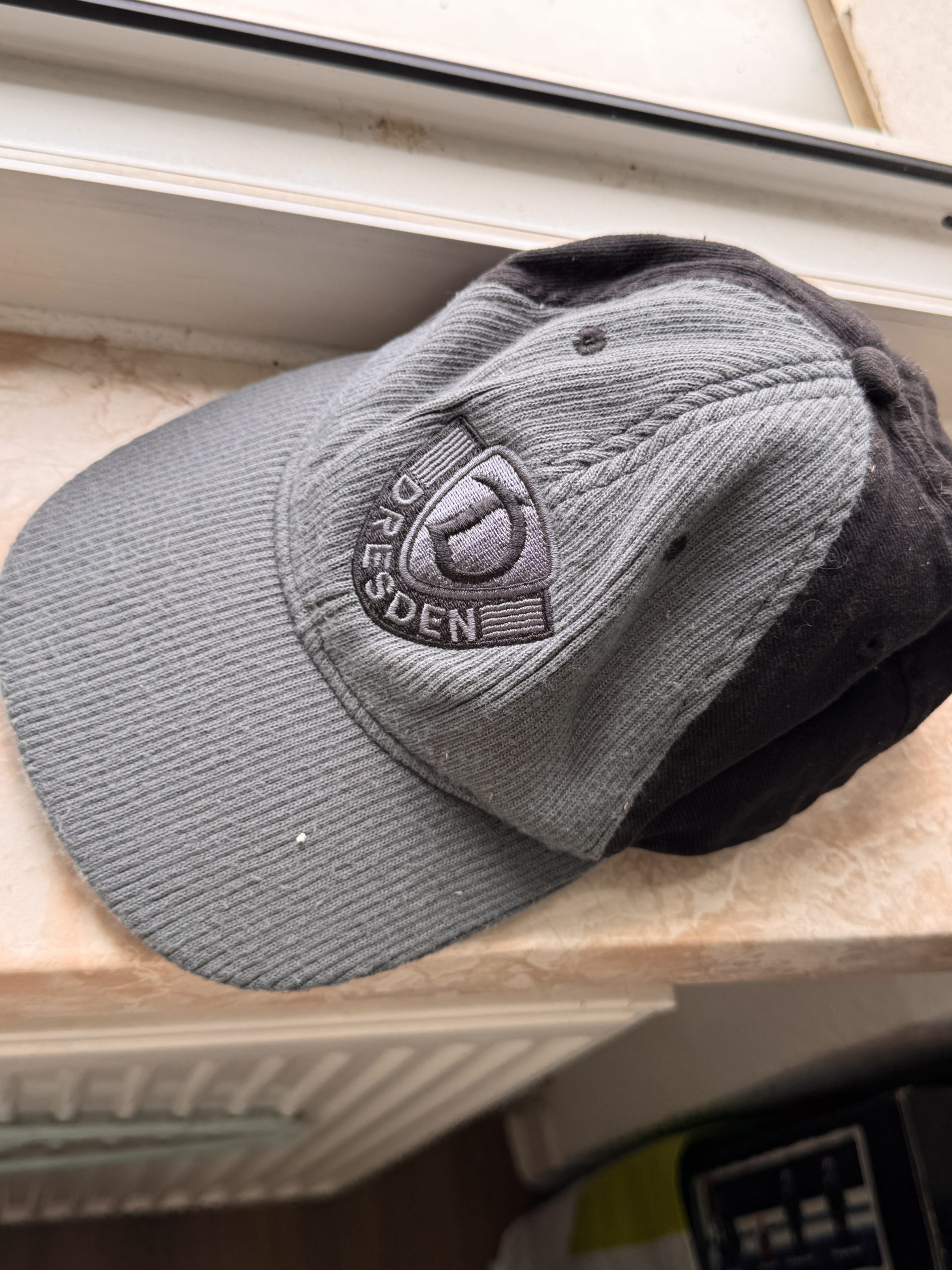 Dynamo Dresden Grey & Black Cap One Size image 5