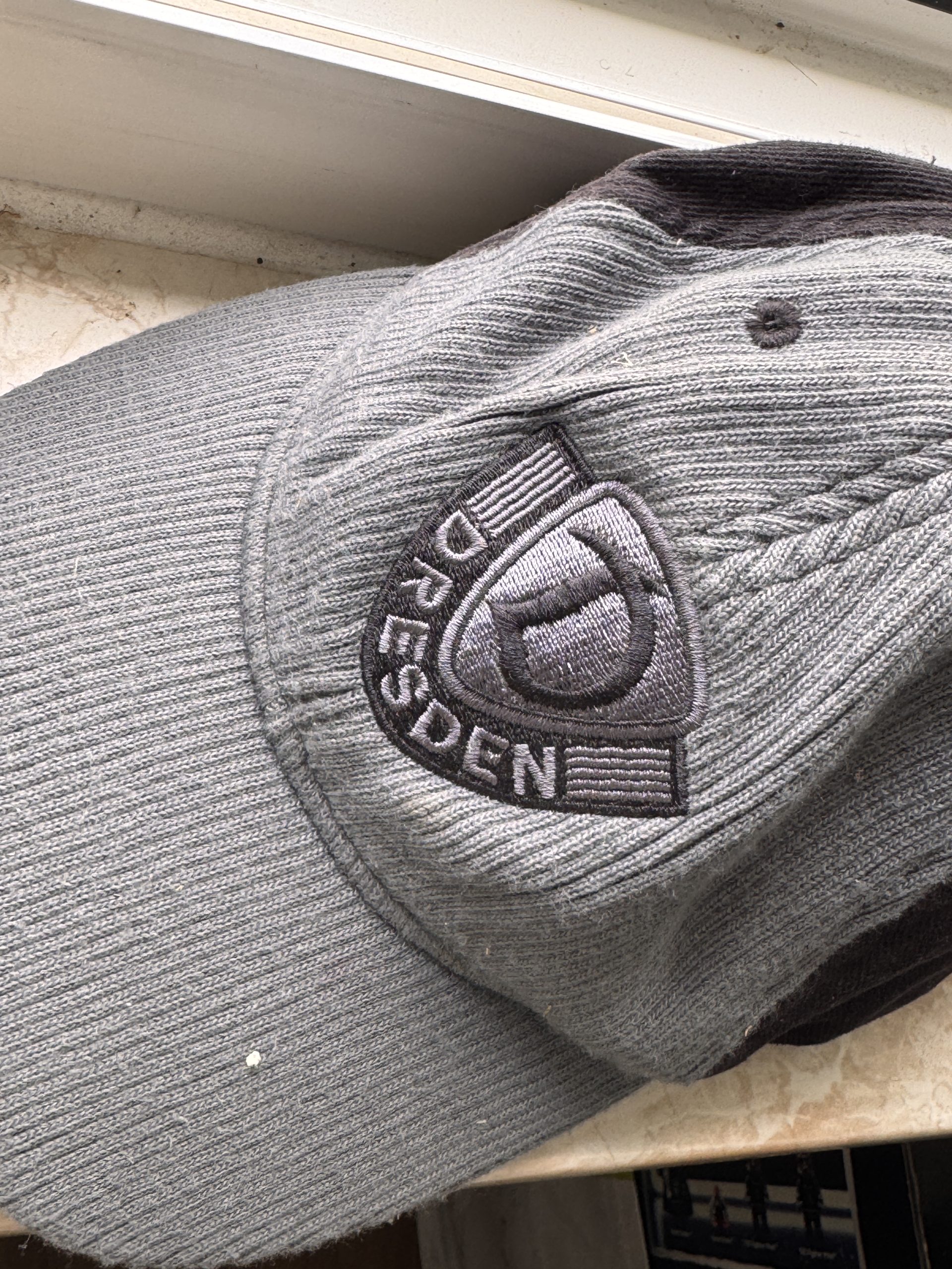 Dynamo Dresden Grey & Black Cap One Size image 6